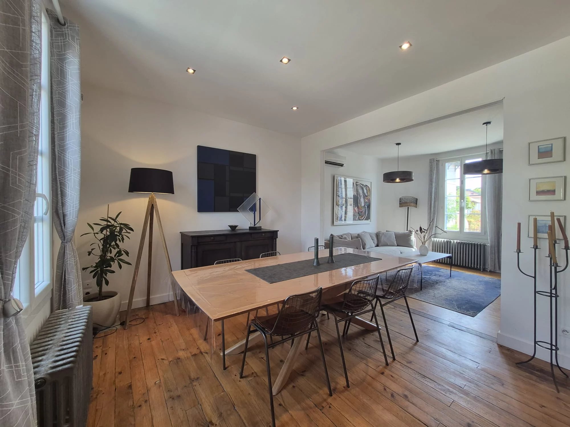 Elegant Townhouse with Pool Just Steps from Carcassonne’s Medieval City, Languedoc-Roussillon – France – BVI85592