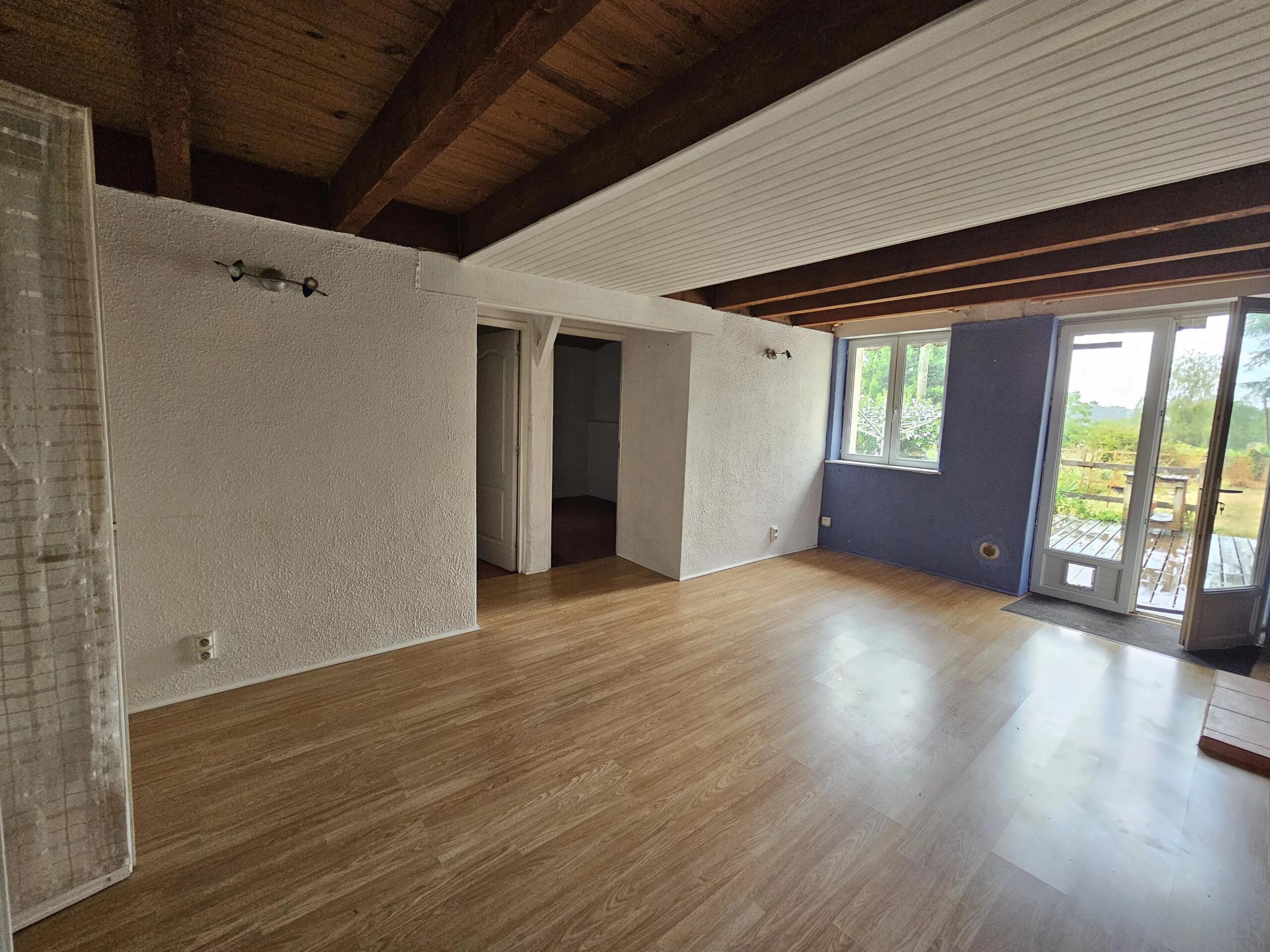 Detached Hamlet Home with Attached Barn and Excellent Potential, Poitou-Charentes – France – BVI86502