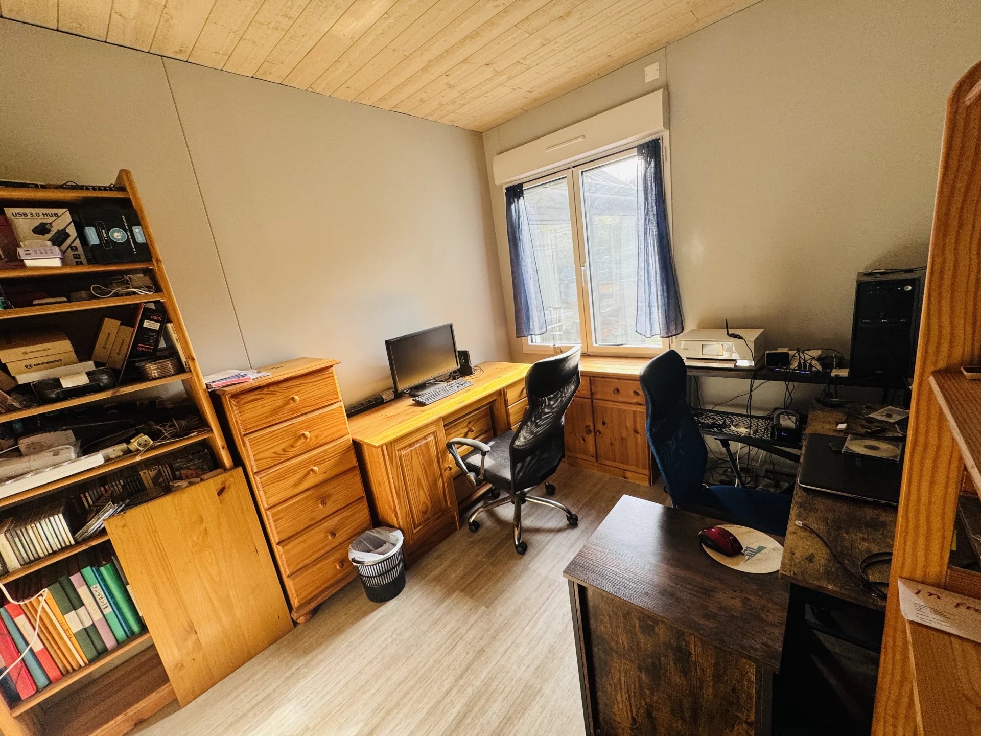 La Salvetat-Peyralès Property with Two Homes, Garden & Pool, Midi-Pyrénées – France – BVI83711