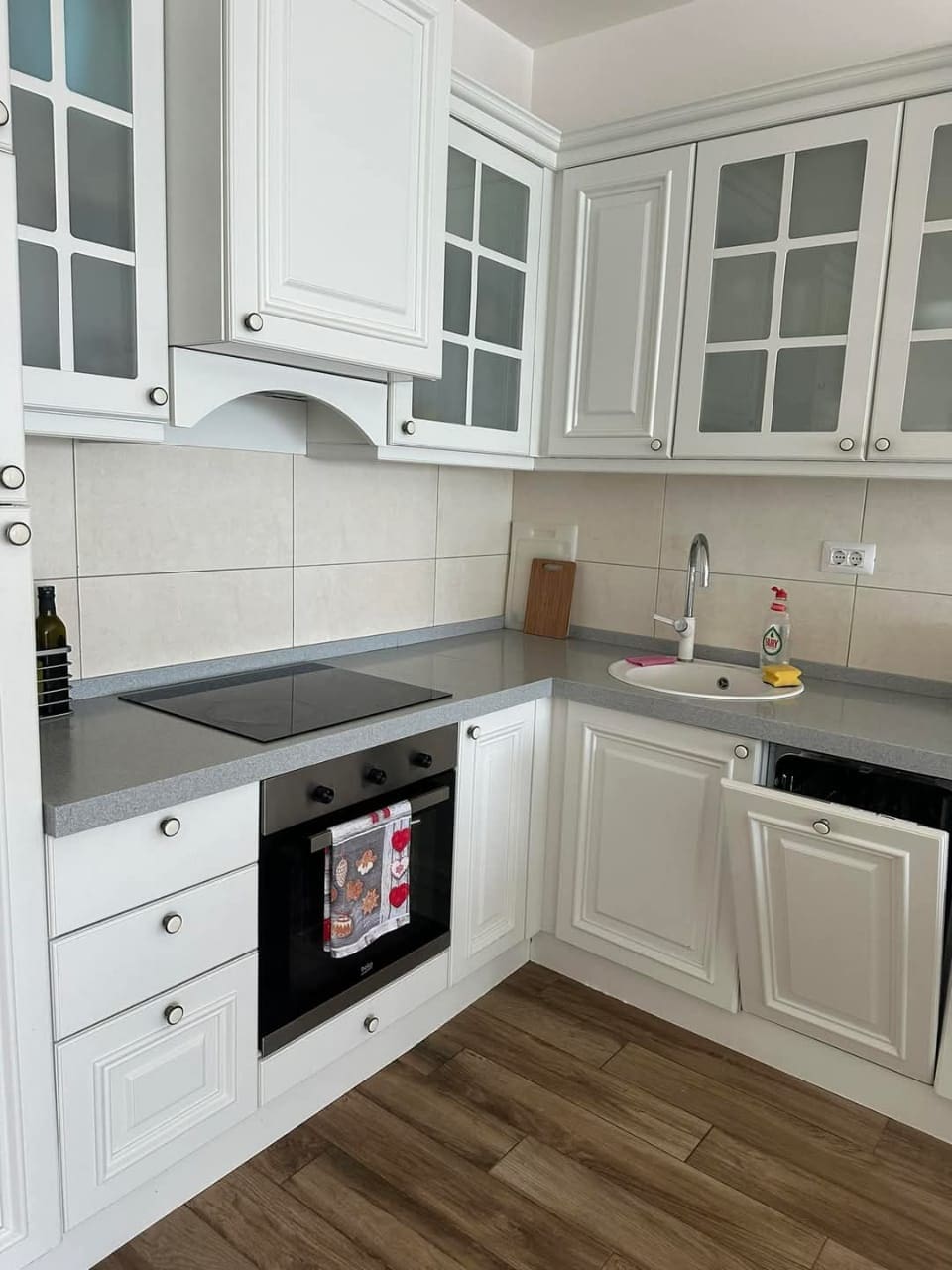 2 bedroom Apartments in Dobra Voda, Bar Municipality, Montenegro – MREAL-02