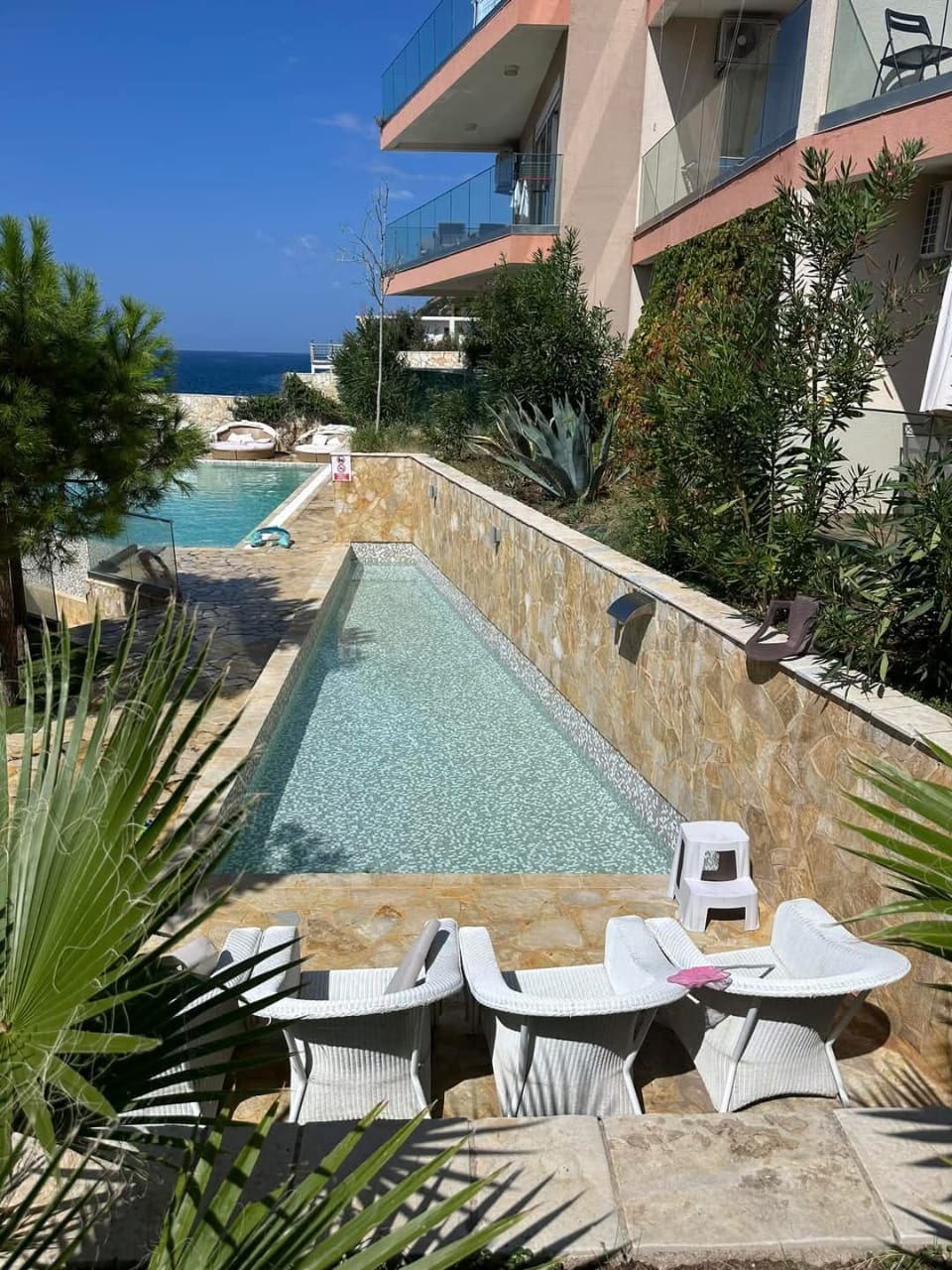 2 bedroom Apartments in Dobra Voda, Bar Municipality, Montenegro – MREAL-02