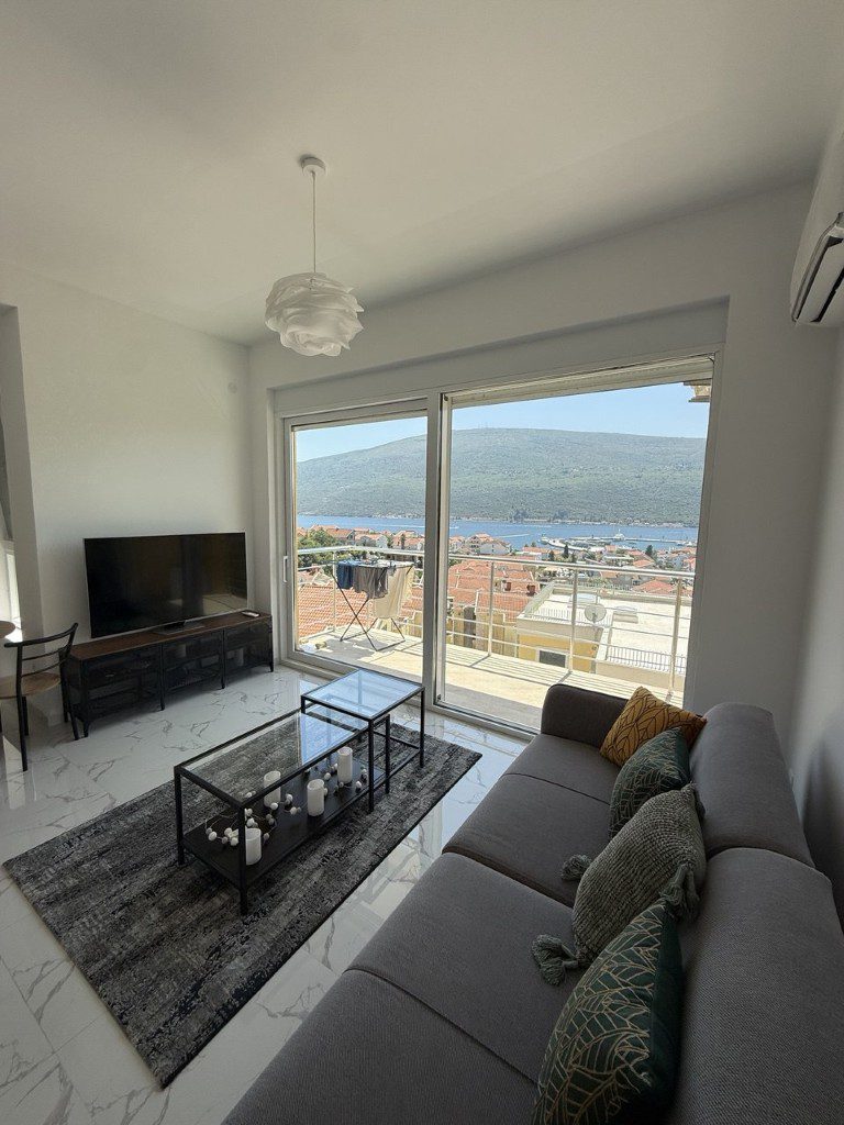 1 bedroom Apartments in Djenovici, Herceg Novi Municipality, Montenegro – MREAT-1