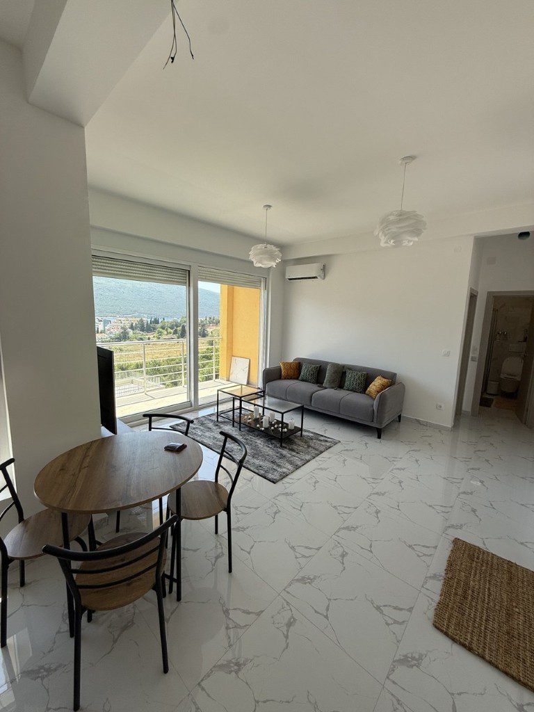 1 bedroom Apartments in Djenovici, Herceg Novi Municipality, Montenegro – MREAT-1