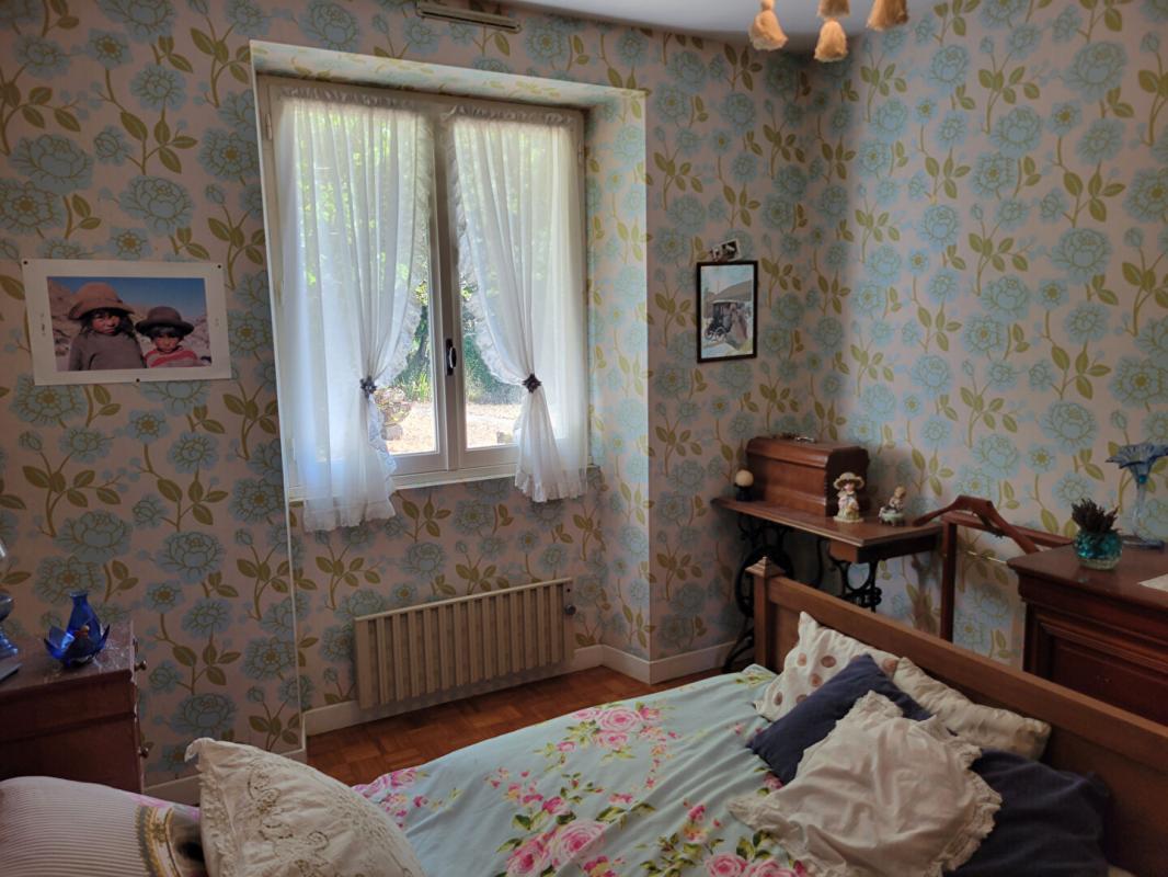 8 bedroom propriete in Vailhourles, Aveyron, France