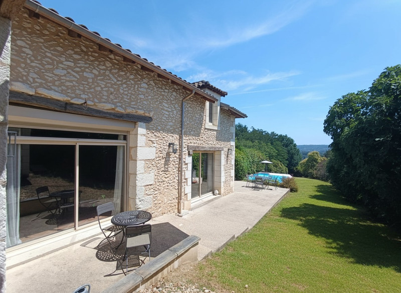 4 bedroom maison in Neuvic, Dordogne, France