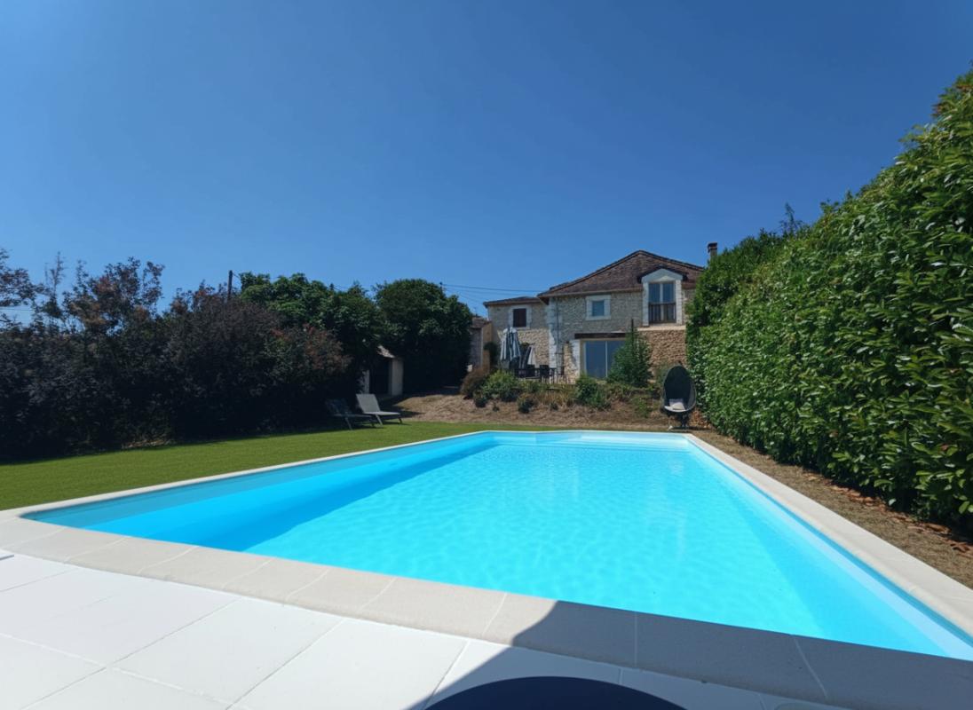 4 bedroom maison in Neuvic, Dordogne, France