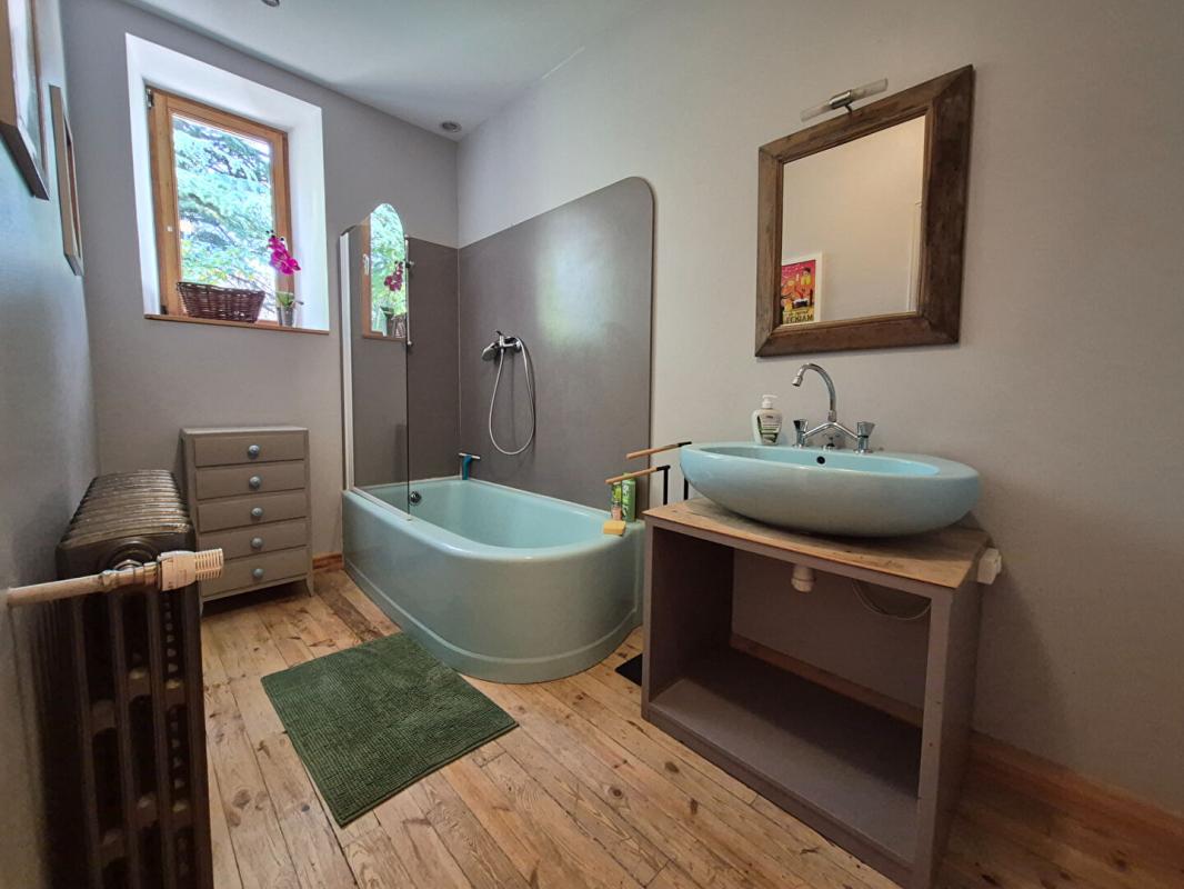 3 bedroom maison in Millau, Aveyron, France