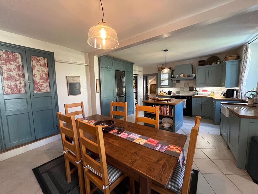 4 bedroom maison in Confolens, Charente, France