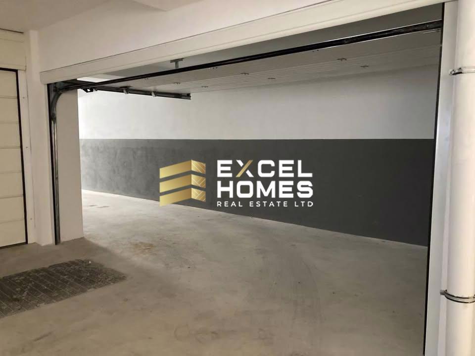 Garage in Birzebbugia, Malta – 69242