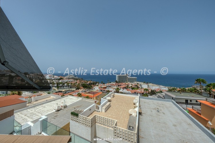 3 bedroom apartment in Acantilados De Los Gigantes, Los Gigantes, Spain – AAEP1913