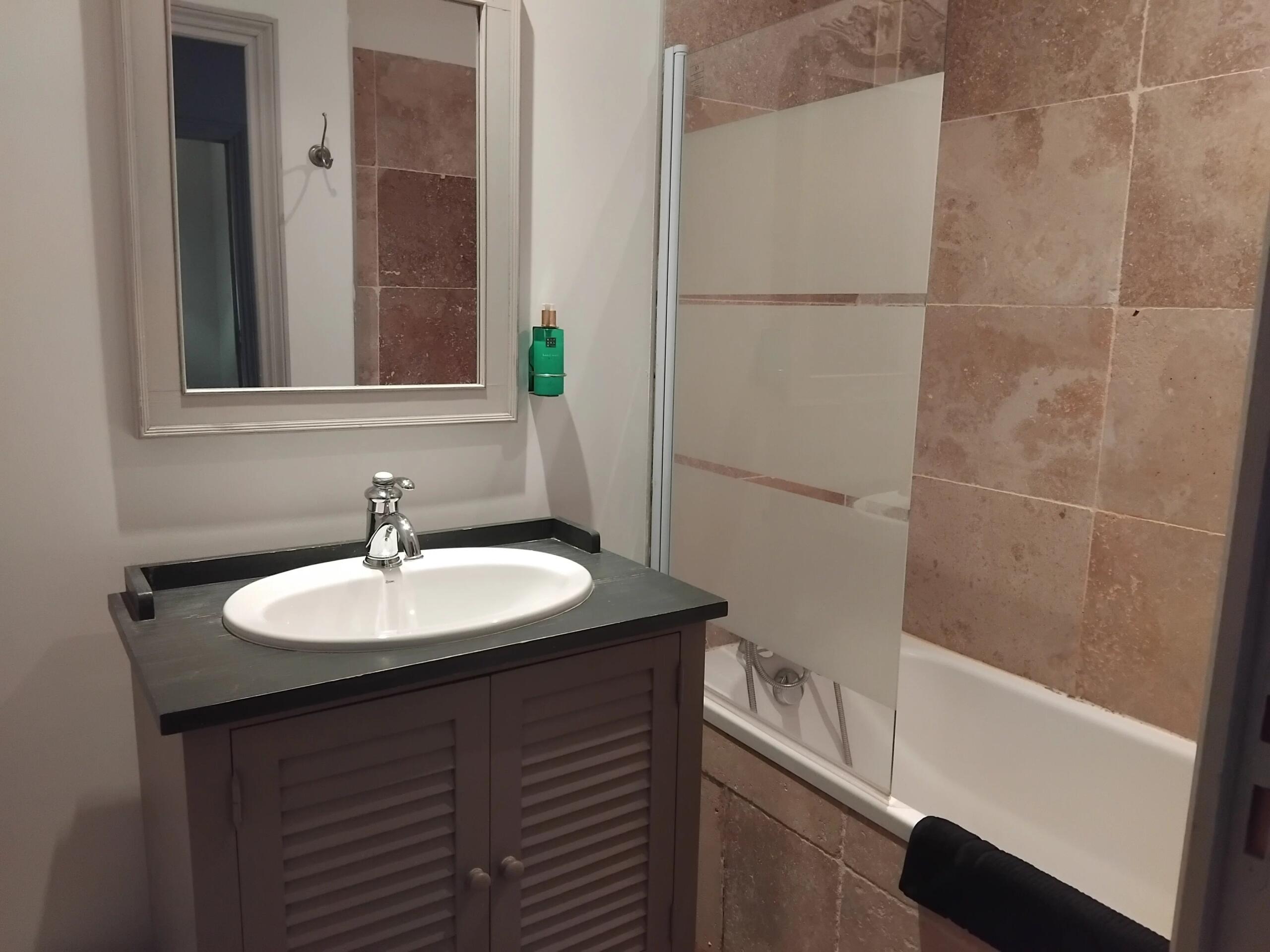 La Redorte – 2 bedroom Apartment in a beautiful chateau complex, Languedoc-Roussillon – France – BVI84988