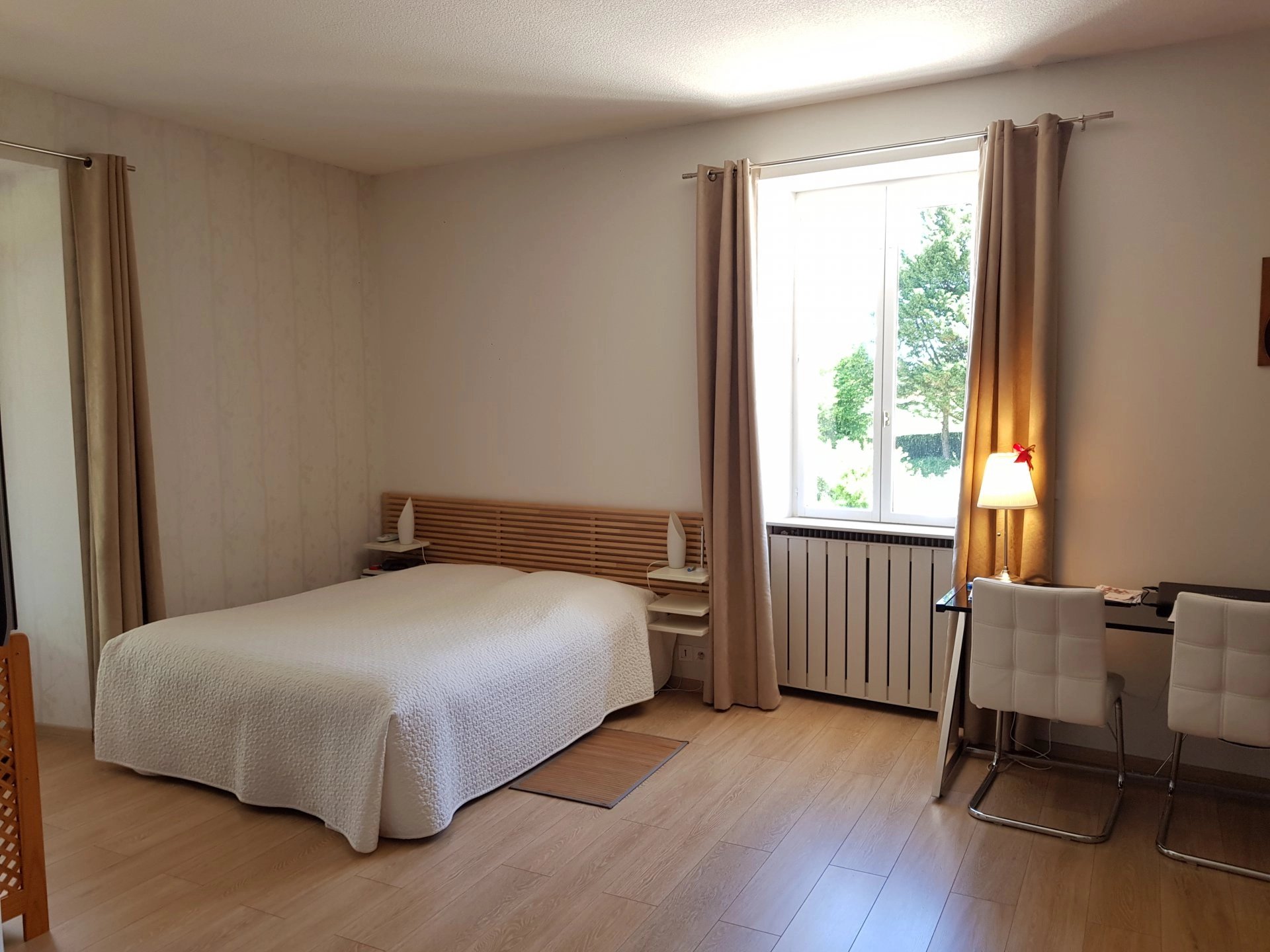 Charming Stone Property with Guest House, Swimming Pool and 2.5 Acres near Montaigu-de-Quercy, South West France, Midi-Pyrénées – France – BVI86642