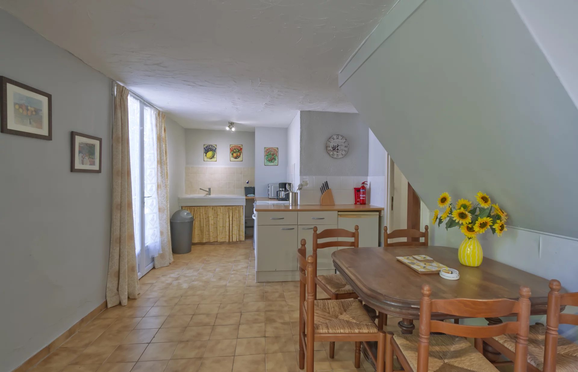 Successful gite complex with 3 bed farmhouse plus 3 cottages, heated swimming pool, Poitou-Charentes – France – BVI57972
