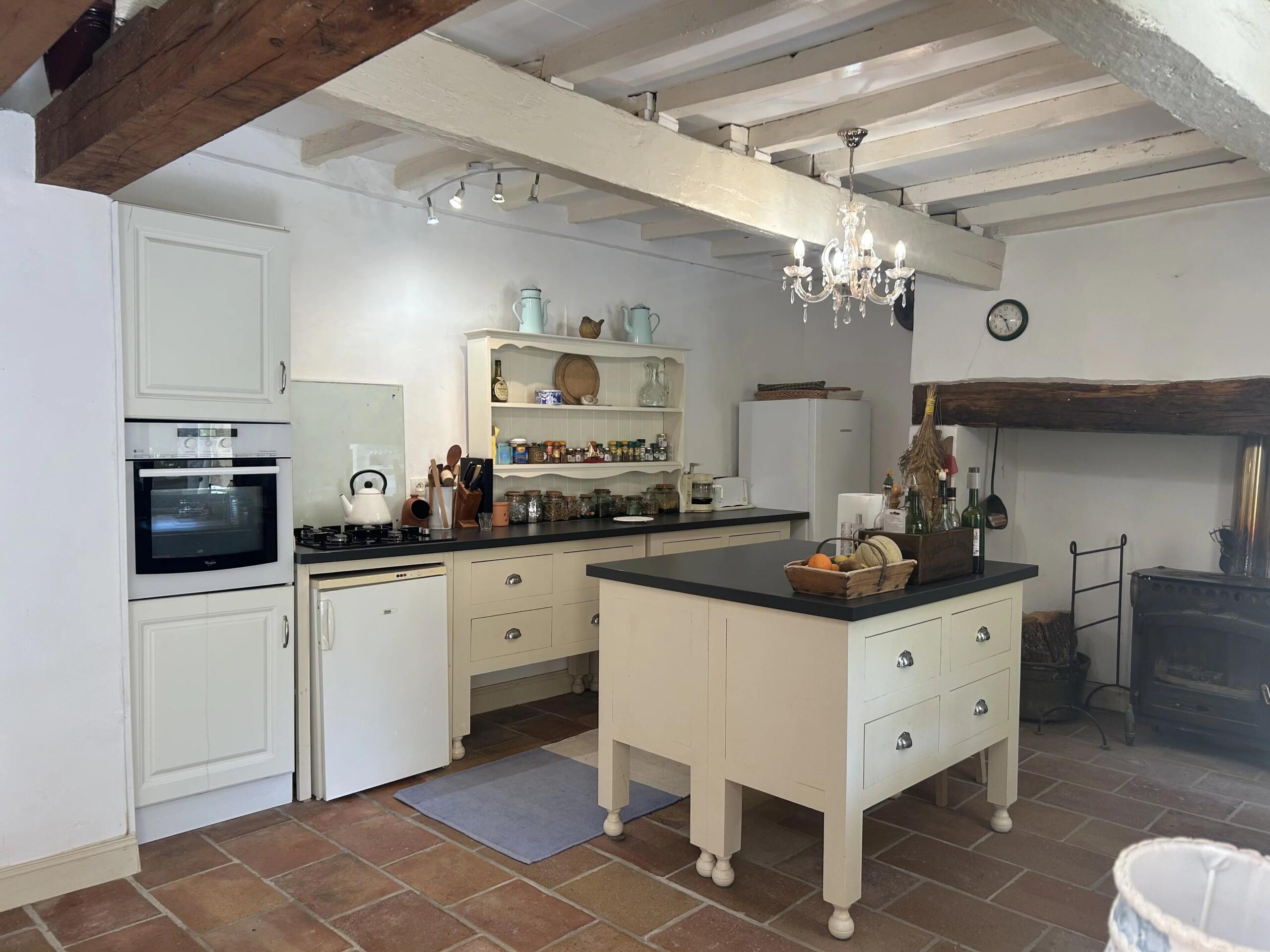 Character farmhouse with beautiful countryside views near Goas and Beaumont-de-Lomagne, Midi-Pyrénées – France – BVI86342