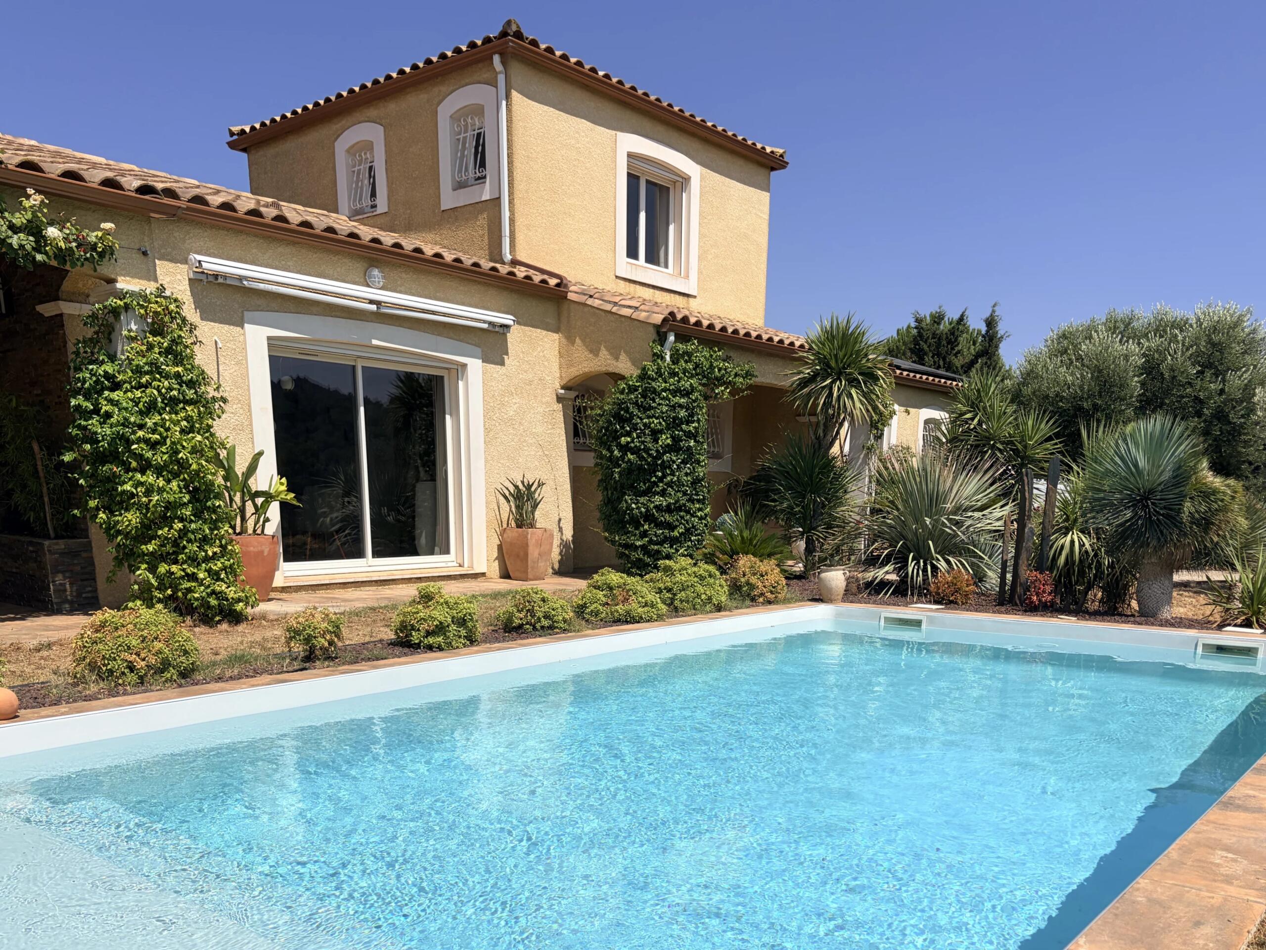 Elegant Mediterranean-style villa close to Lac de la Cavayère and Carcassonne, Languedoc-Roussillon – France – BVI86629