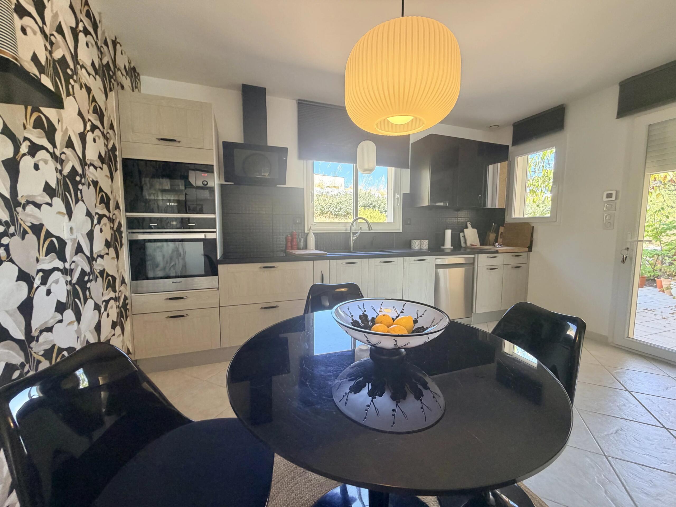 Elegant Mediterranean-style villa close to Lac de la Cavayère and Carcassonne, Languedoc-Roussillon – France – BVI86629