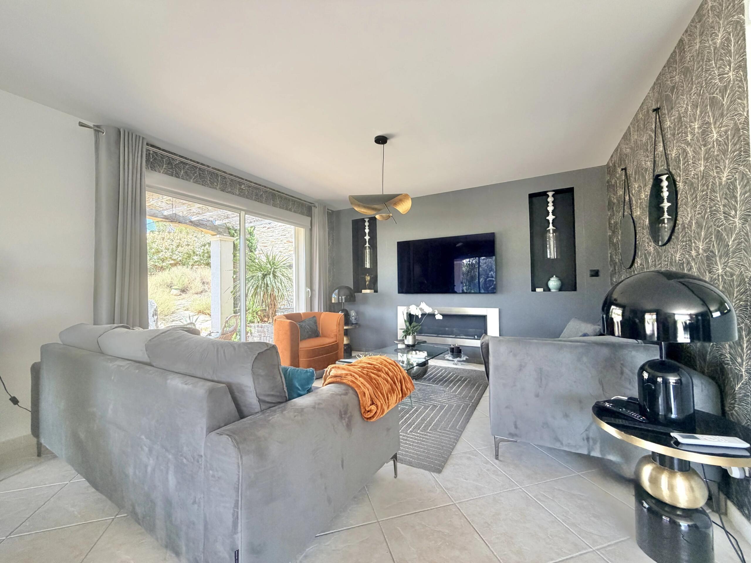 Elegant Mediterranean-style villa close to Lac de la Cavayère and Carcassonne, Languedoc-Roussillon – France – BVI86629