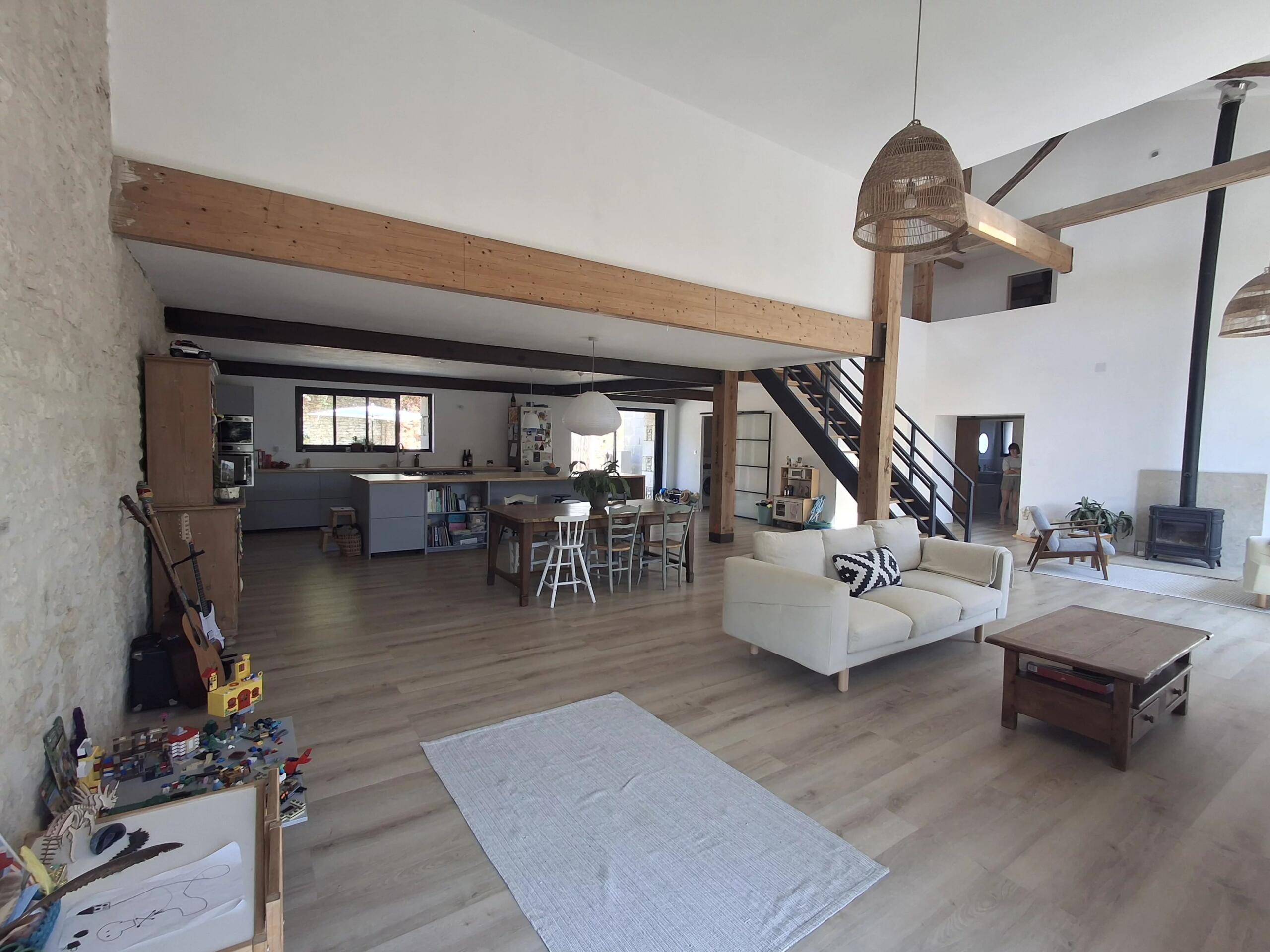 Stunning barn conversion combining character and modern features, Poitou-Charentes – France – BVI86116