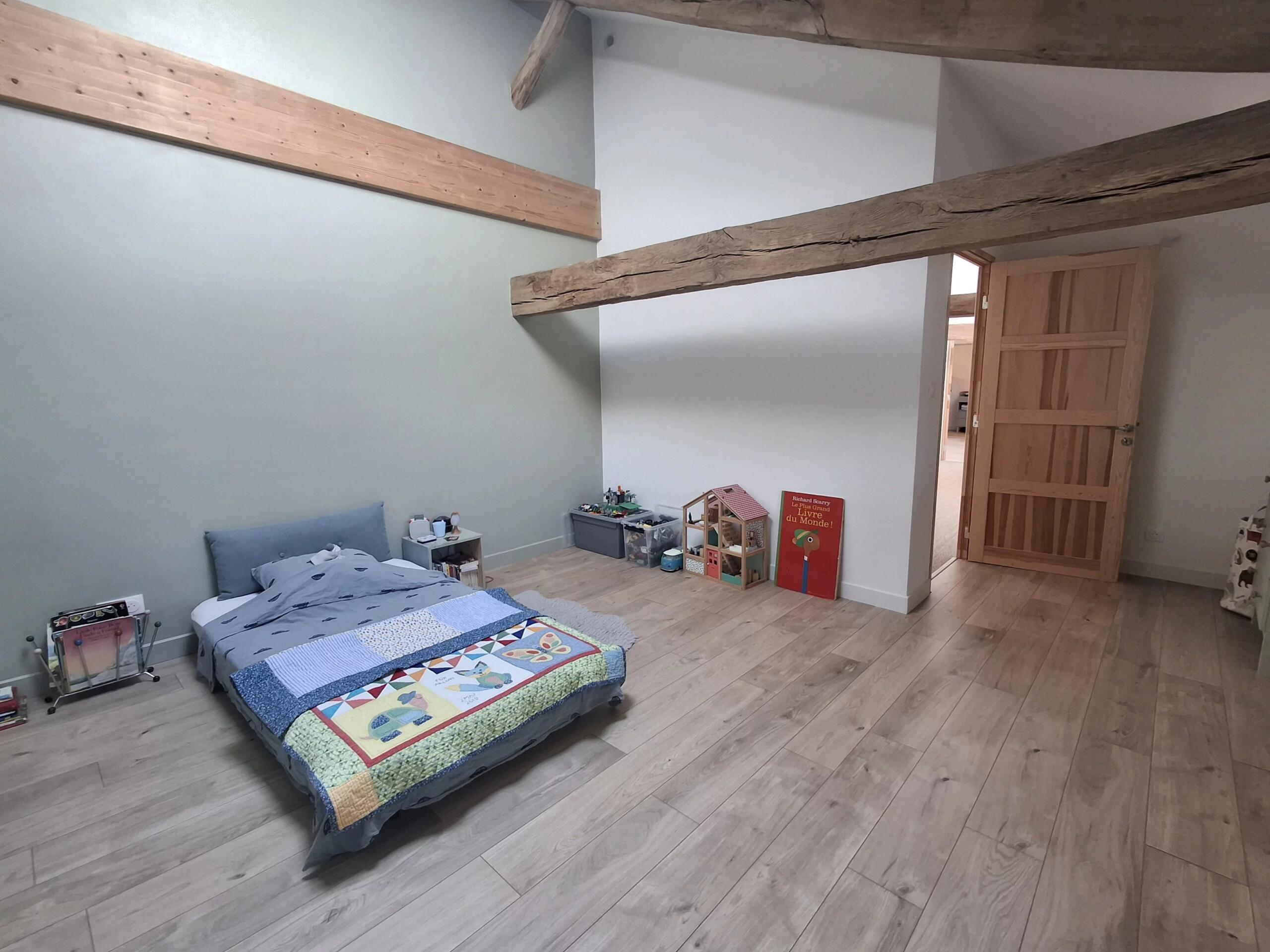 Stunning barn conversion combining character and modern features, Poitou-Charentes – France – BVI86116