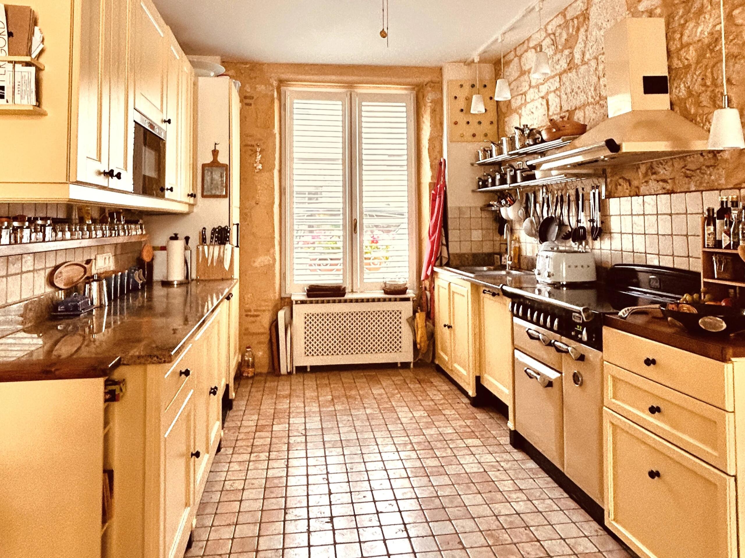 Elegant Townhouse with Garden – Walking distance to Monpazier, Aquitaine – France – BVI86275