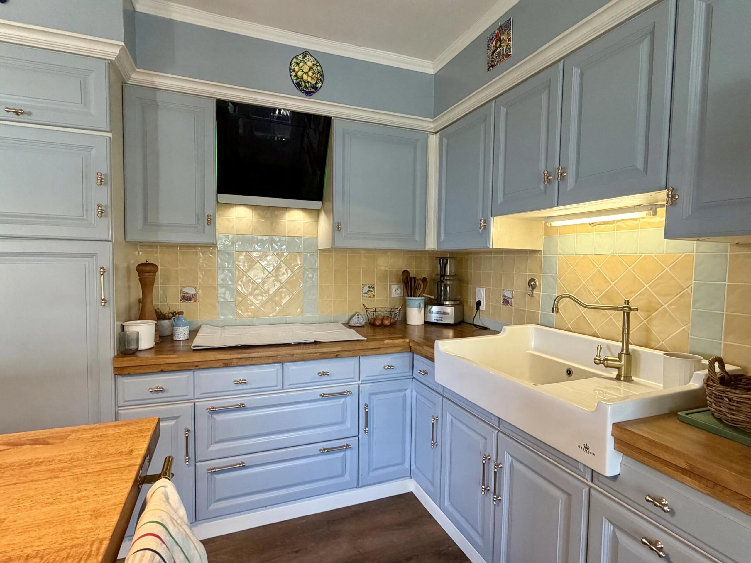 Spacious Family Home with Heated Pool Close to Lalinde, Aquitaine – France – BVI86442