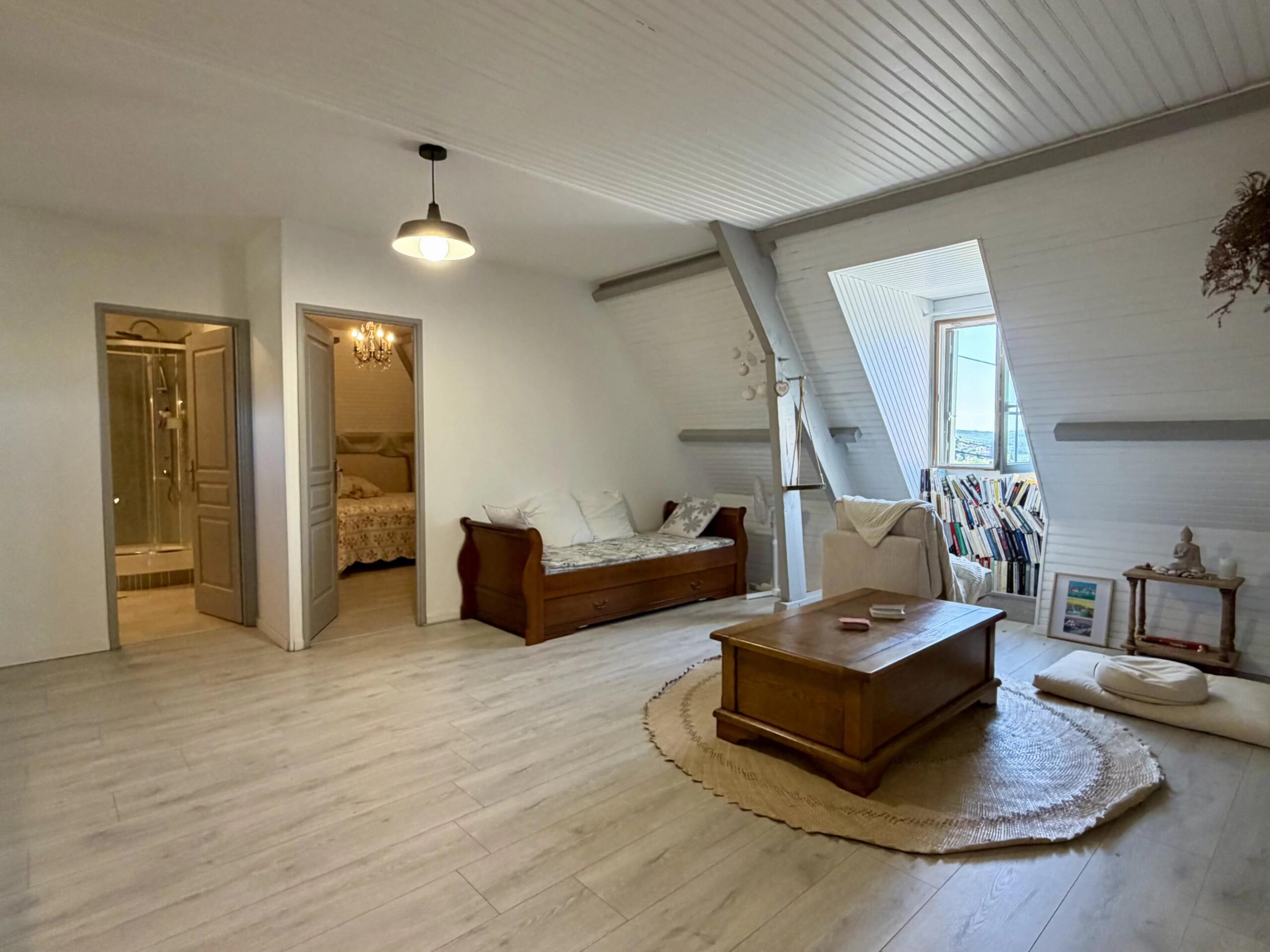 Spacious Family Home with Heated Pool Close to Lalinde, Aquitaine – France – BVI86442