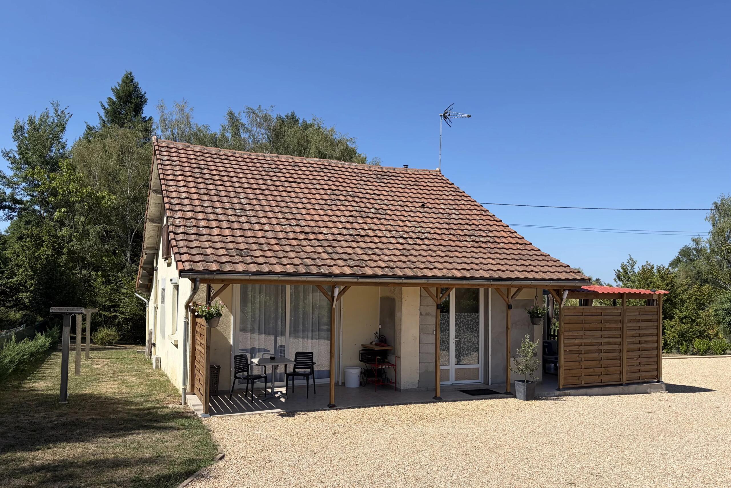 Charming house with Spacious Garden in Piégut-Pluviers, Aquitaine – France – BVI86622