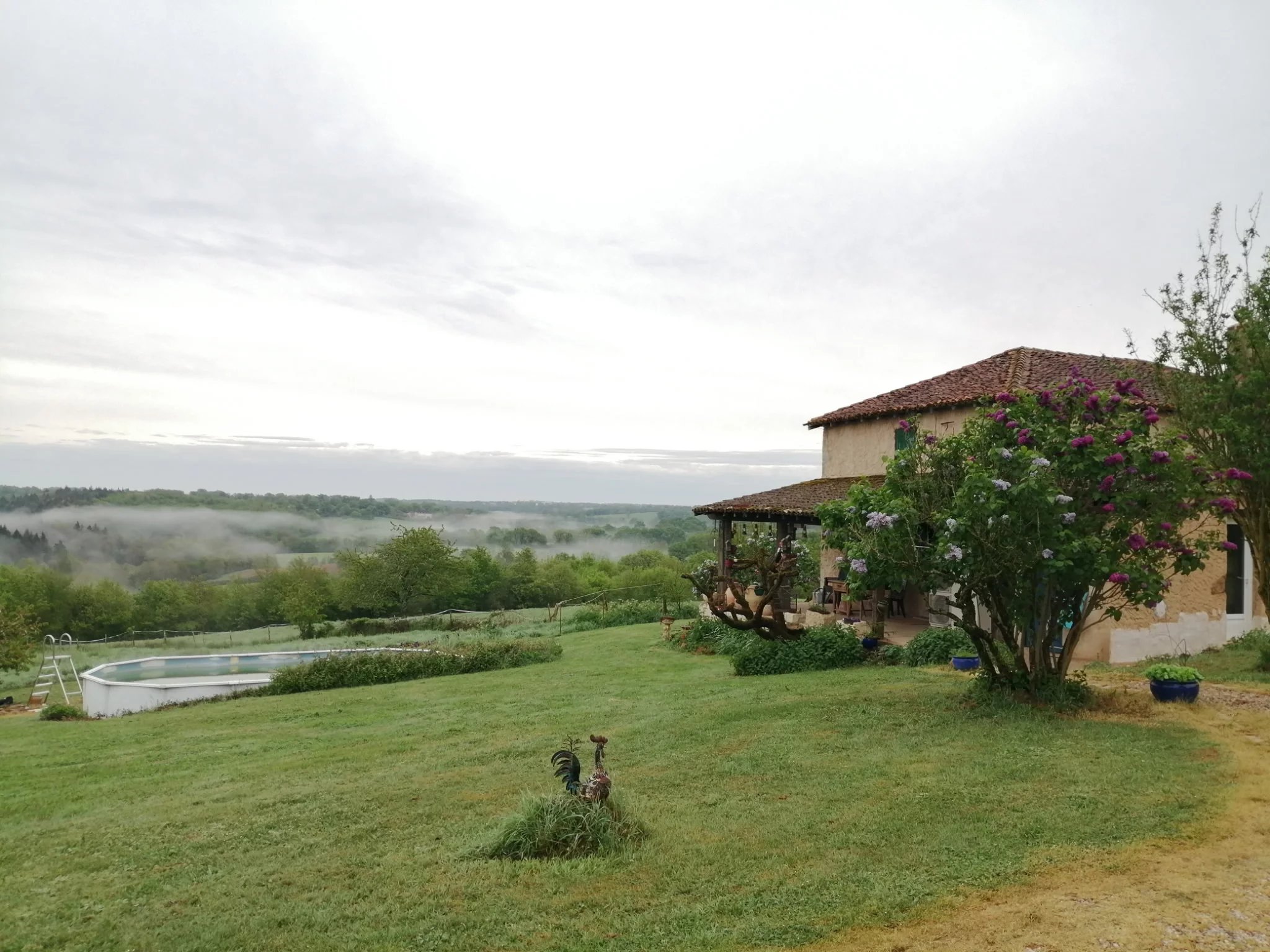 House, barn, studio, hangar and land offering the most breathtaking views, Poitou-Charentes – France – BVI86552