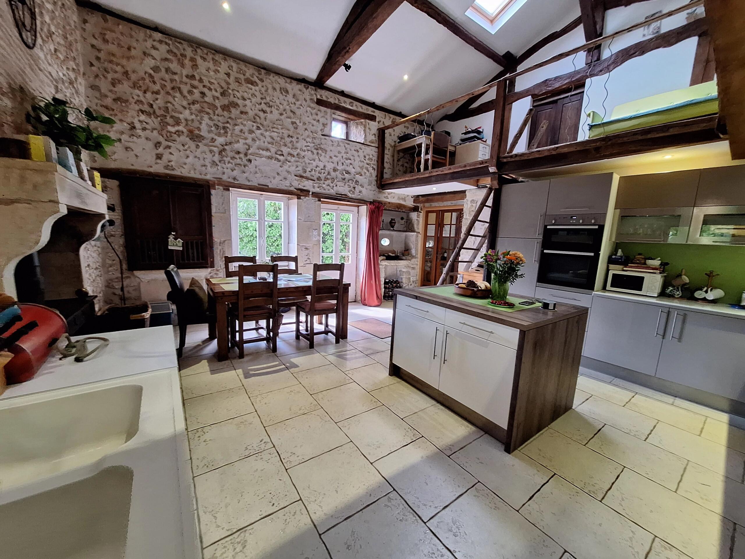 Delightful character property in a quiet hamlet, Poitou-Charentes – France – BVI85784
