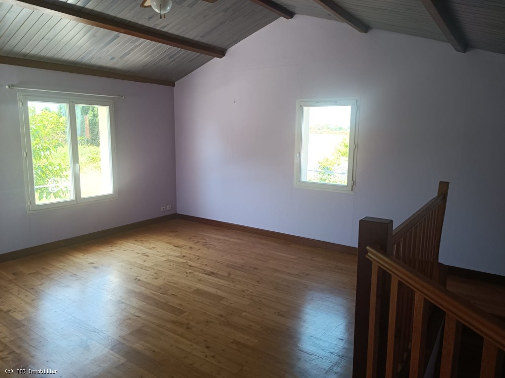 4 bedroom House in Ruffec, France – r7565