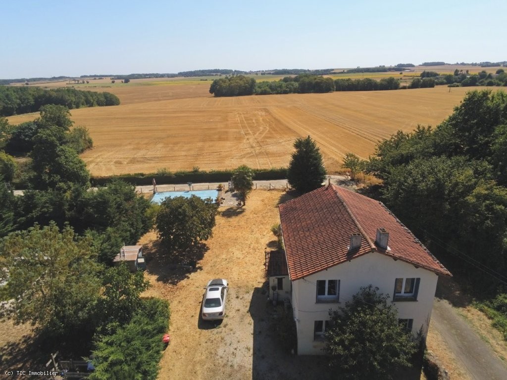 4 bedroom House in Villefagnan, France – r7556