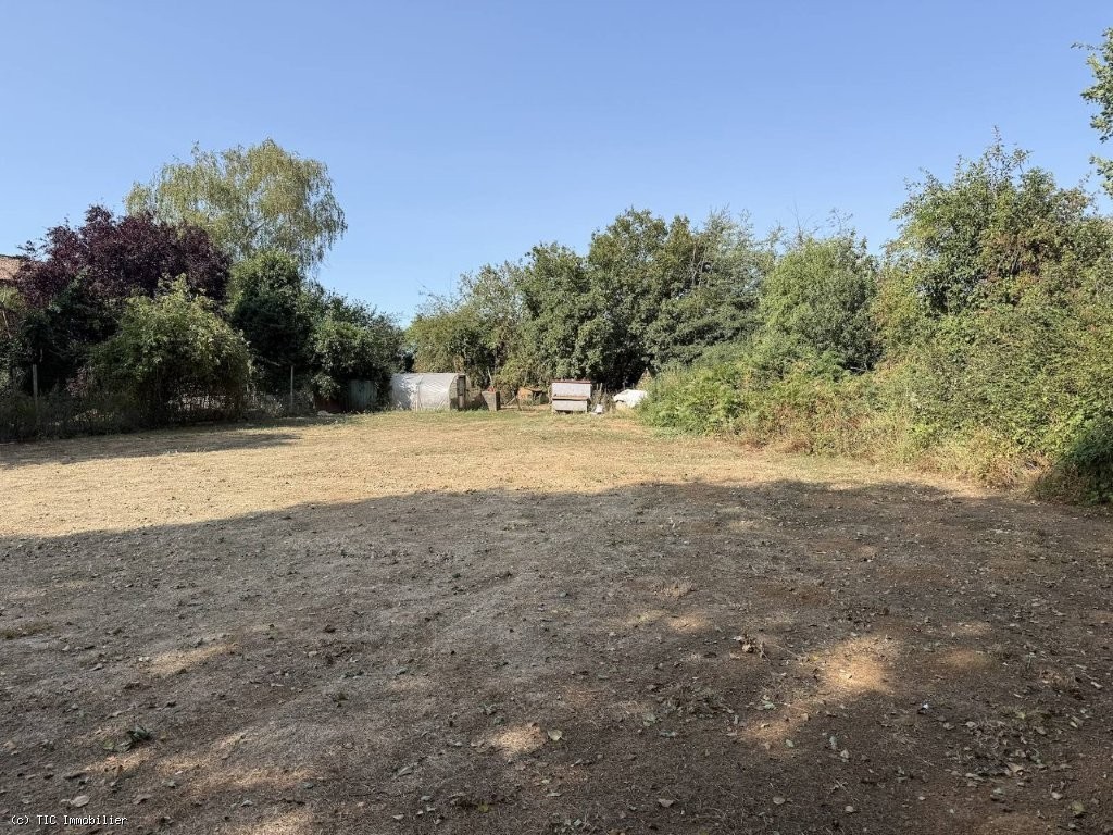 4 bedroom House in Ruffec, France – r7419