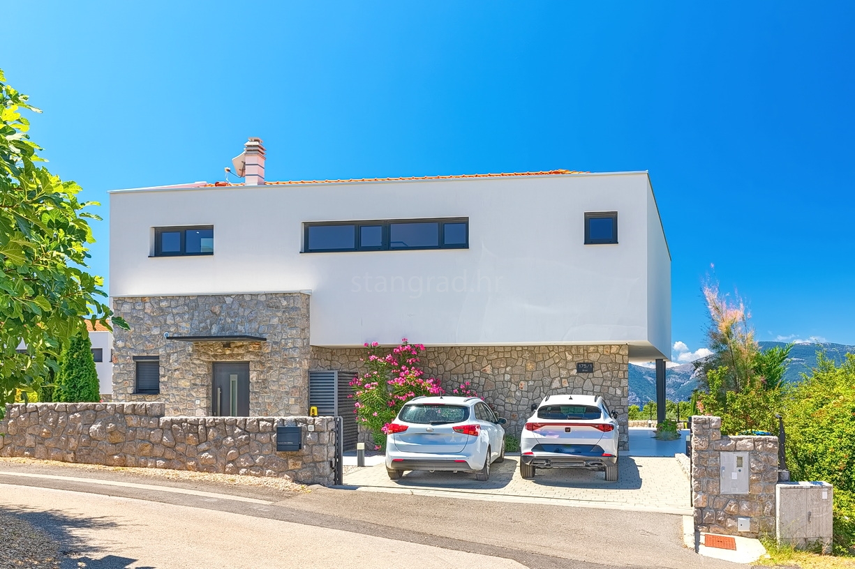 3 bedroom villa in Krk, Croatia – 103714