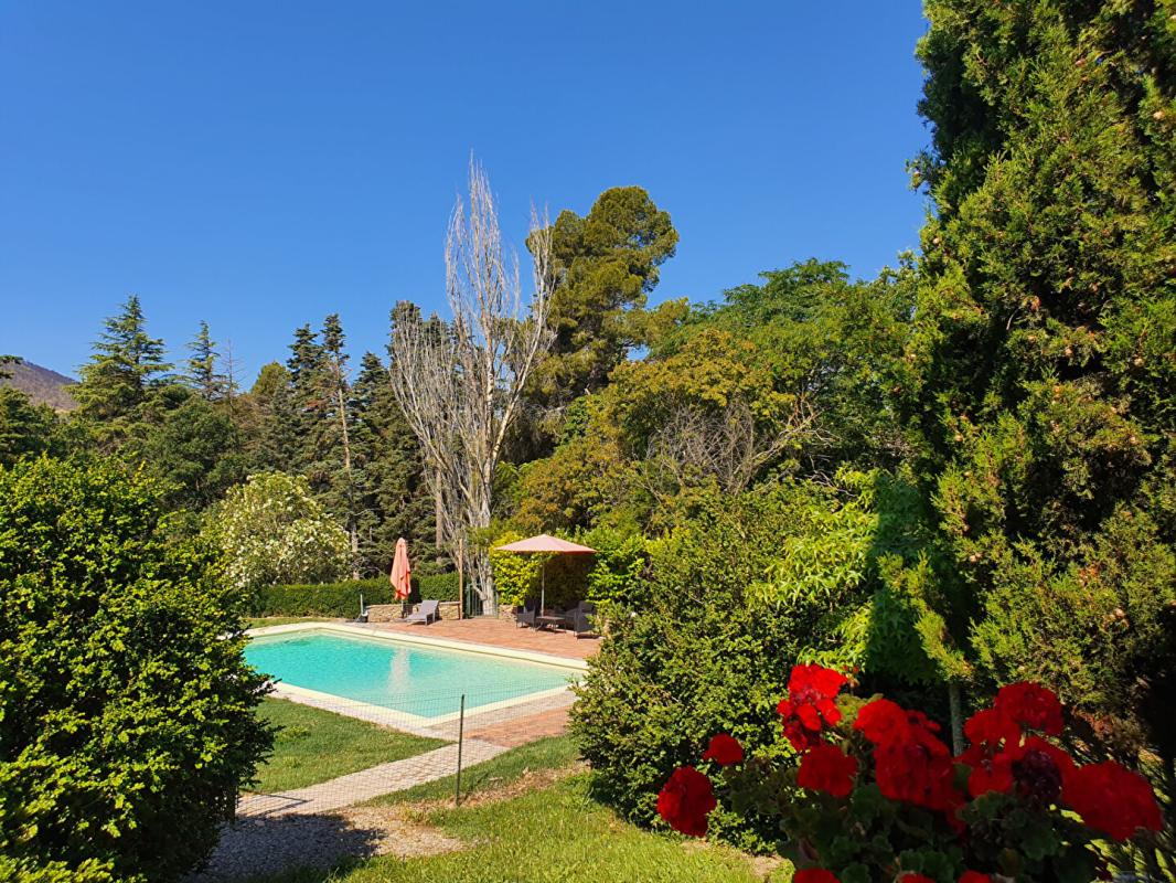 22 bedroom maison de maitre in Monze, Aude, France