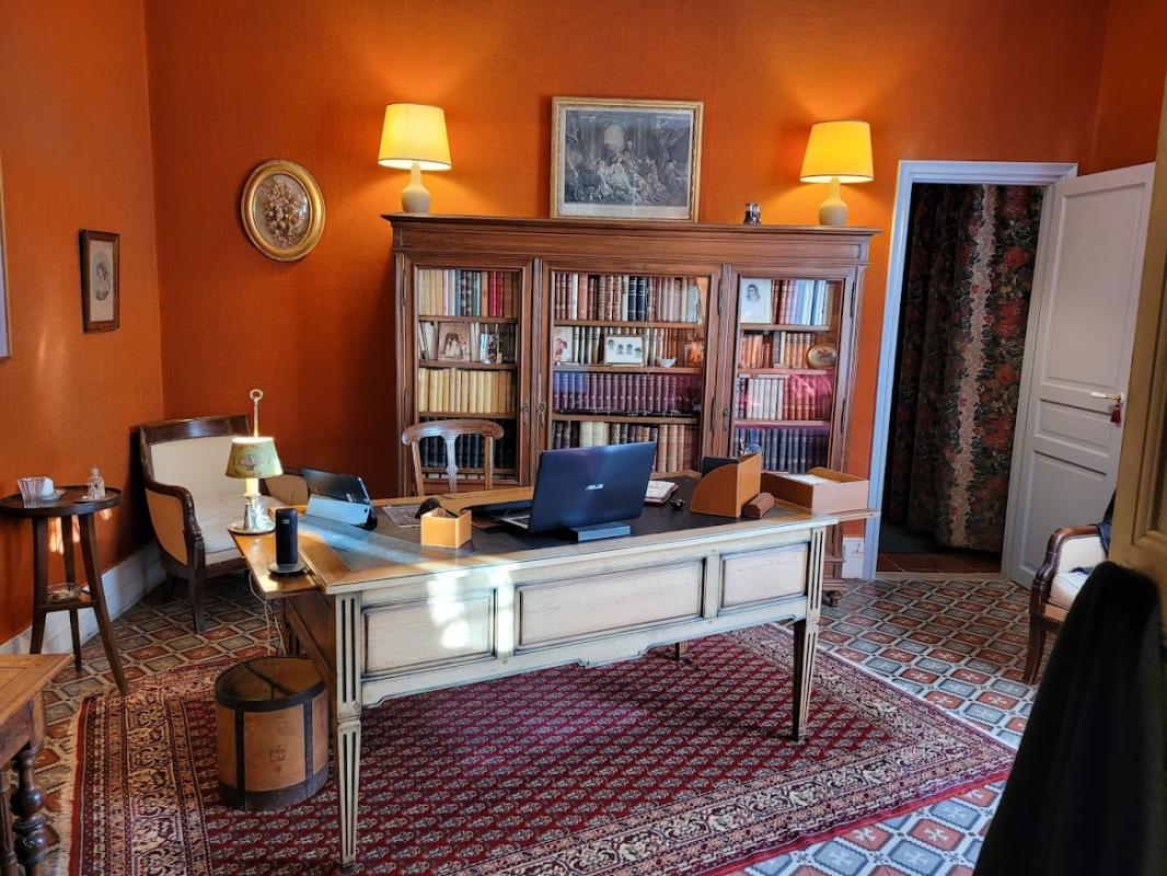 22 bedroom maison de maitre in Monze, Aude, France
