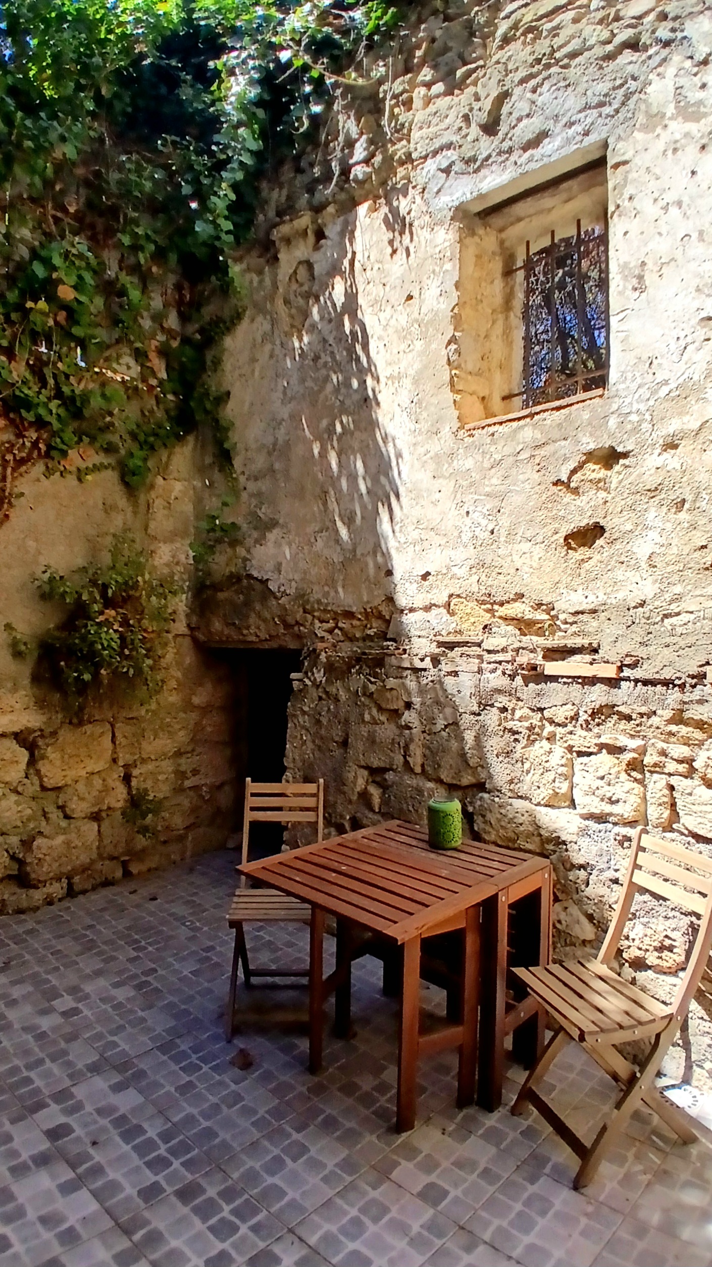 2 bedroom House in Magalas, Herault, France – m132840e