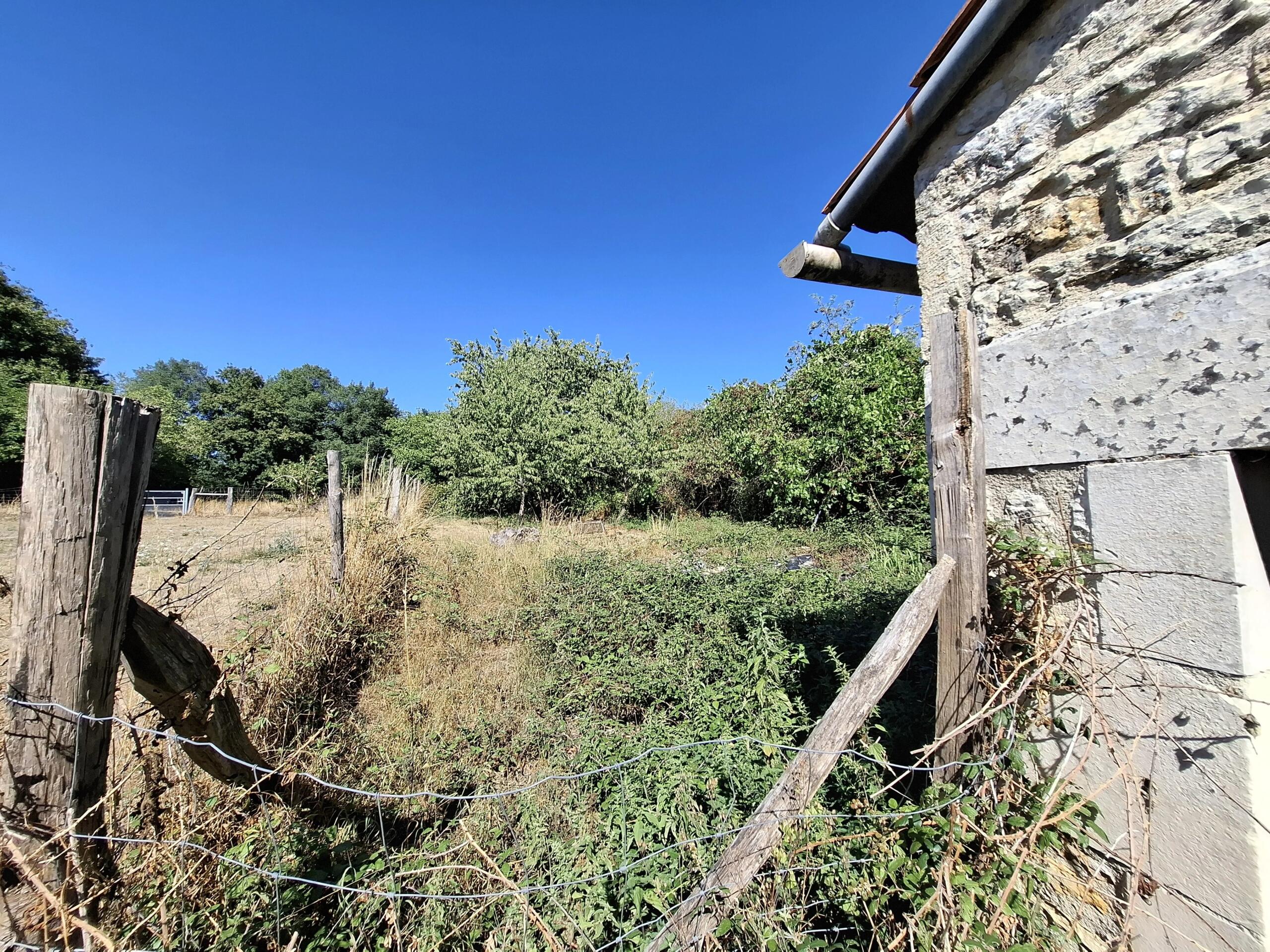 Large barn, ready for conversion, Poitou-Charentes – France – BVI86722