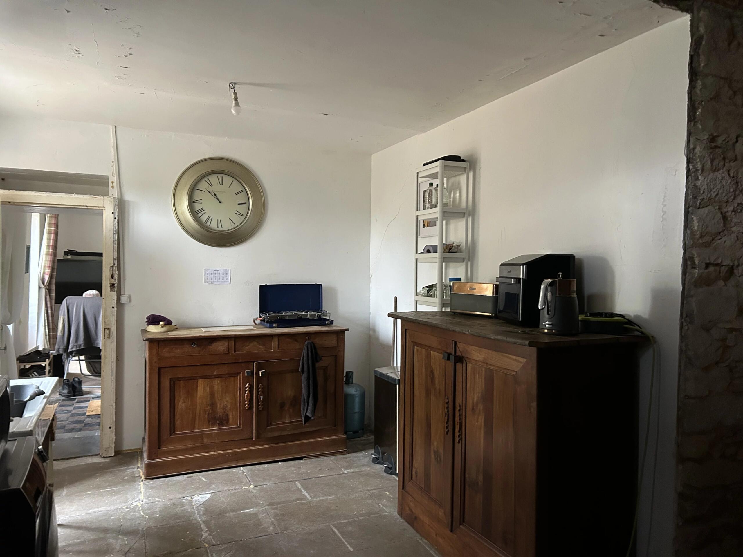 Two houses and large barn in quiet hamlet, Centre – France – BVI86745