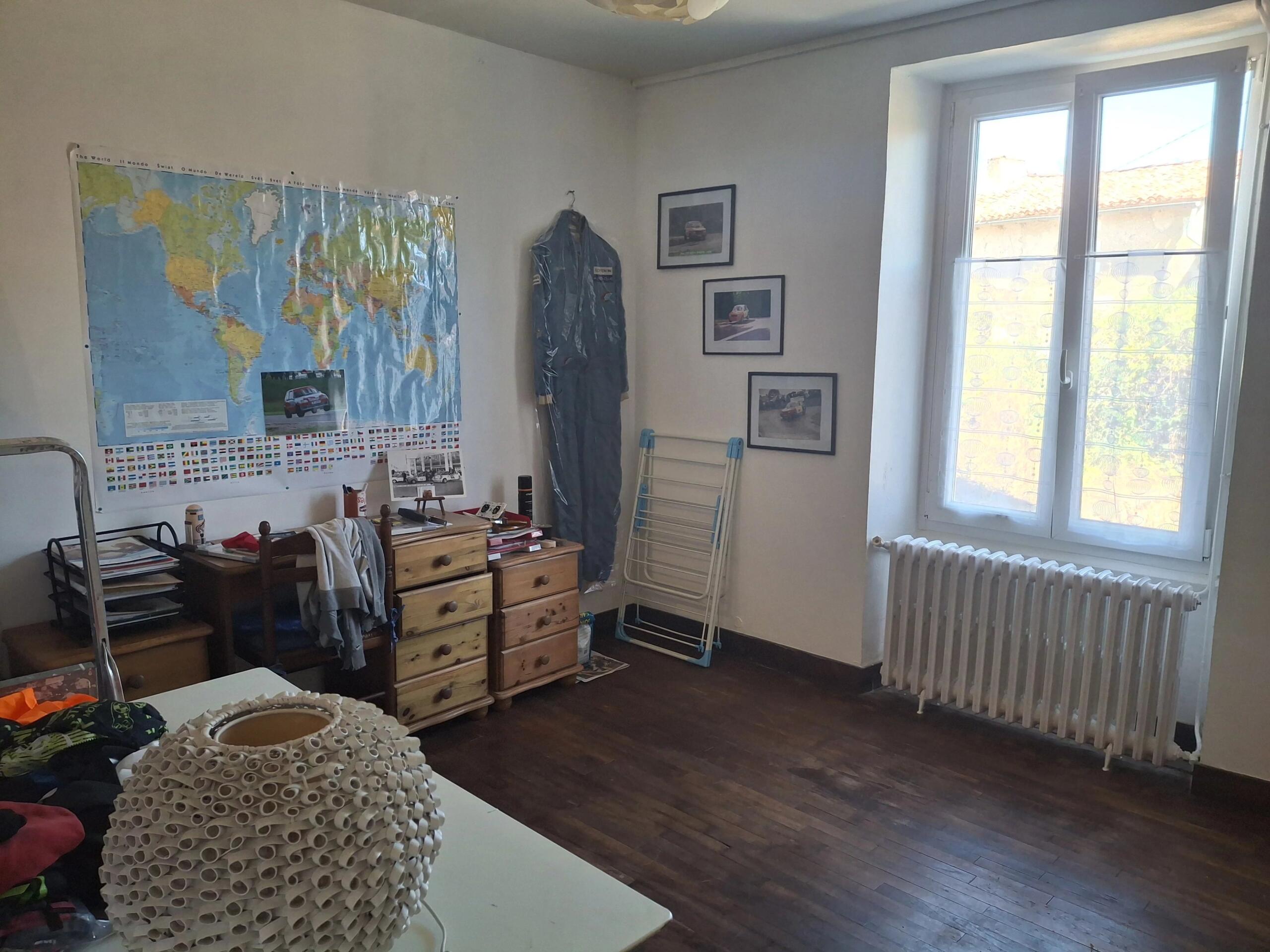 Family home with extensive outbuildings and land, Poitou-Charentes – France – BVI85389