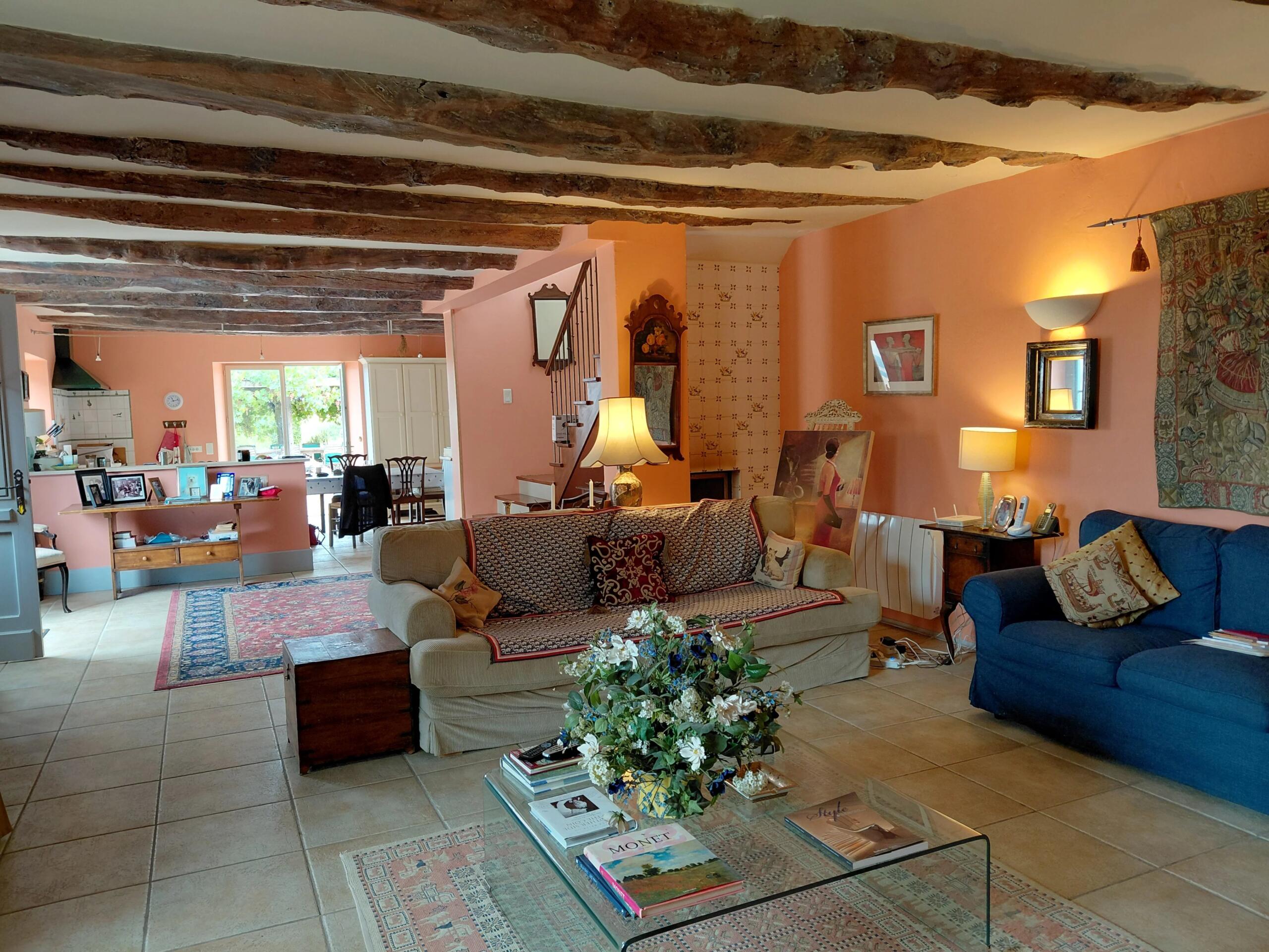 Two character properties near to Cordes-sur-Ciel at end of dead-end land with panaromique views, Midi-Pyrénées – France – BVI86781