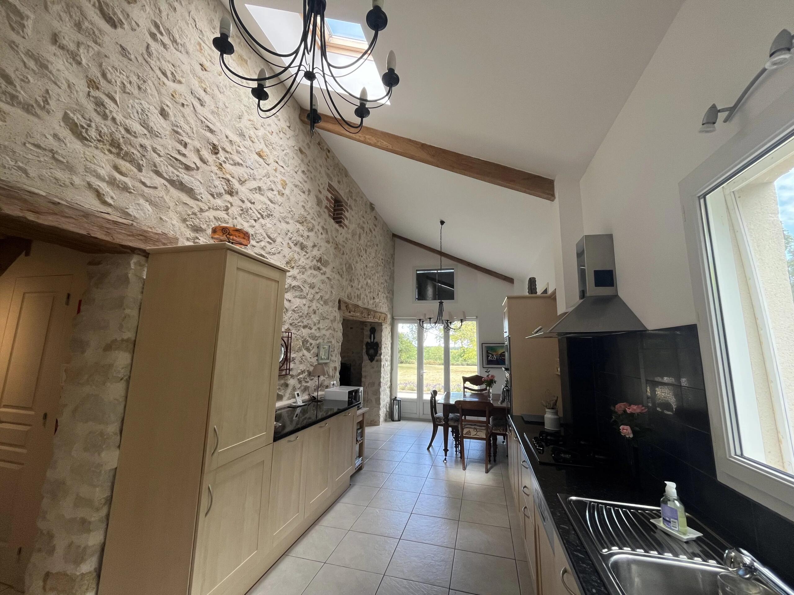 Stunning 2 bed dwelling with a large barn and separate cottage to renovate, Poitou-Charentes – France – BVI86306
