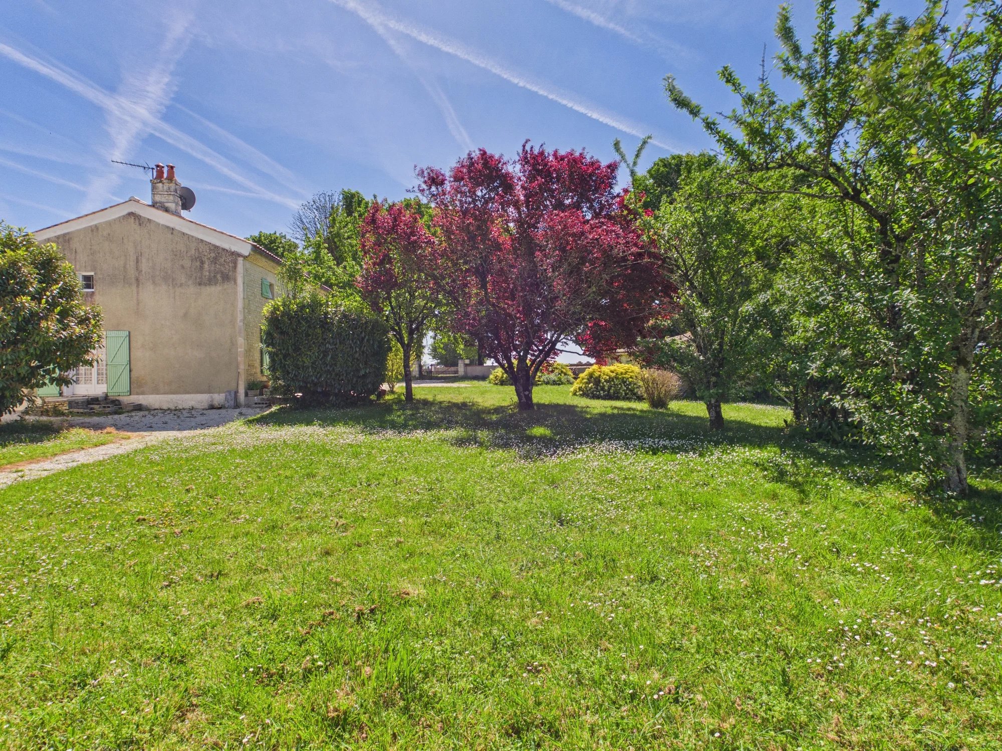 Pretty stone village house with annexe, Poitou-Charentes – France – BVI84115