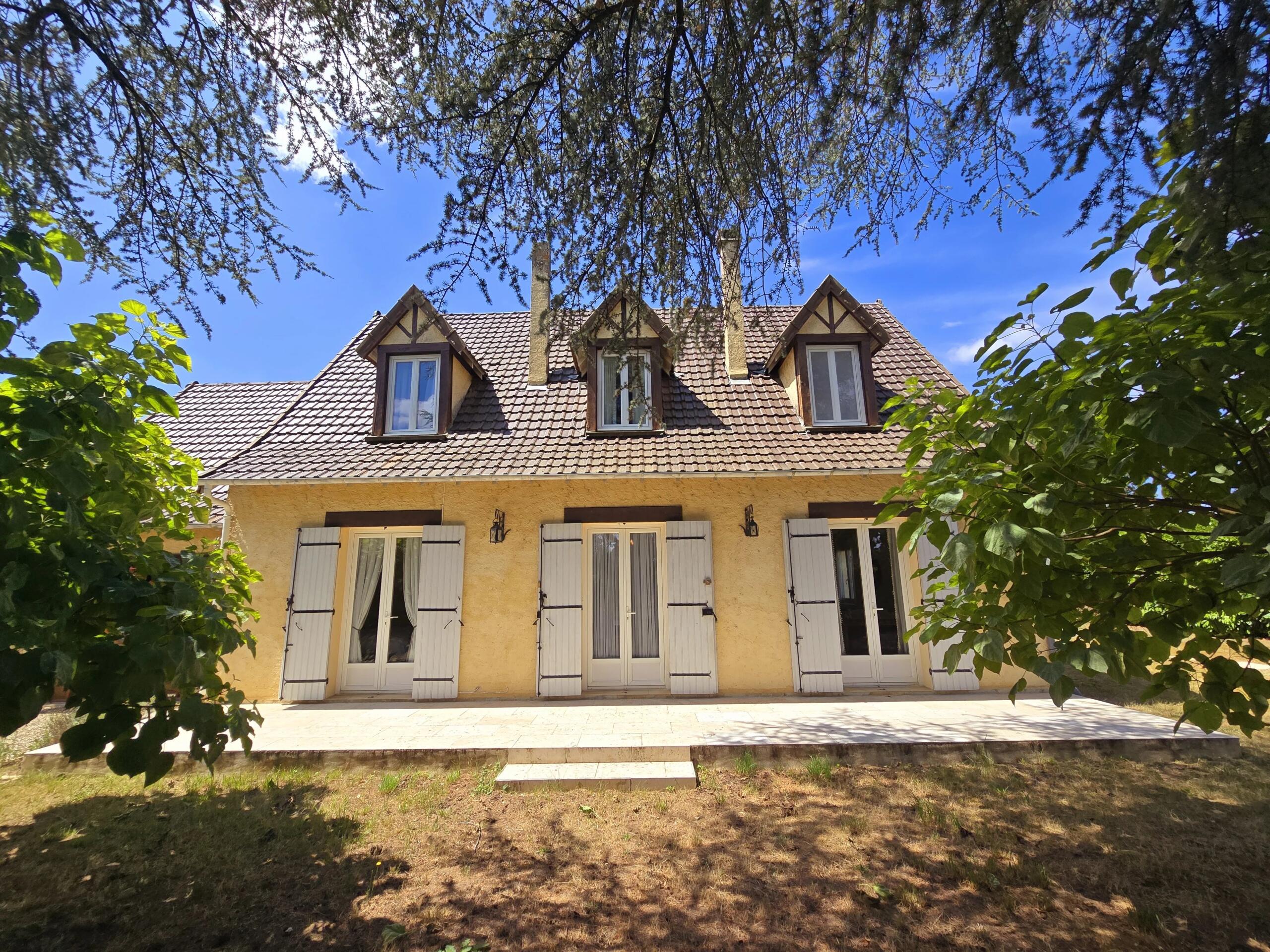 Charming 3-Bedroom Family Home with Pool – Walkable to Eymet, Aquitaine – France – BVI81920