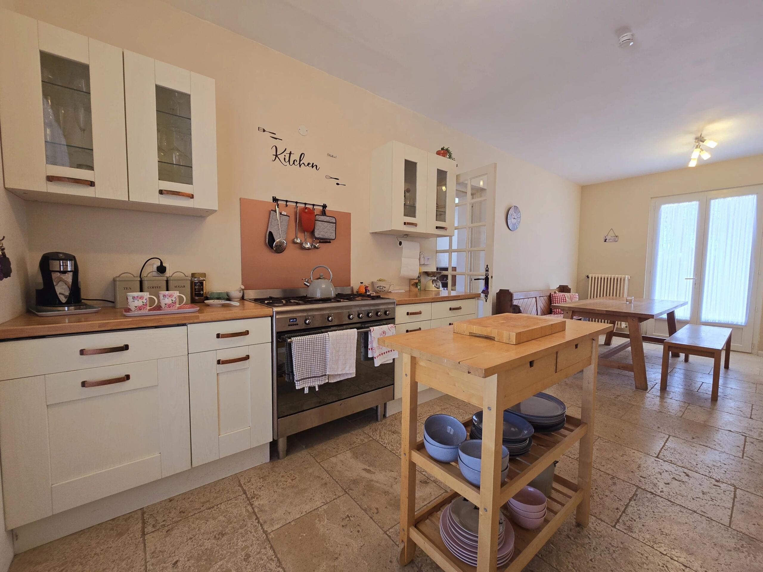 Charming 3-Bedroom Family Home with Pool – Walkable to Eymet, Aquitaine – France – BVI81920