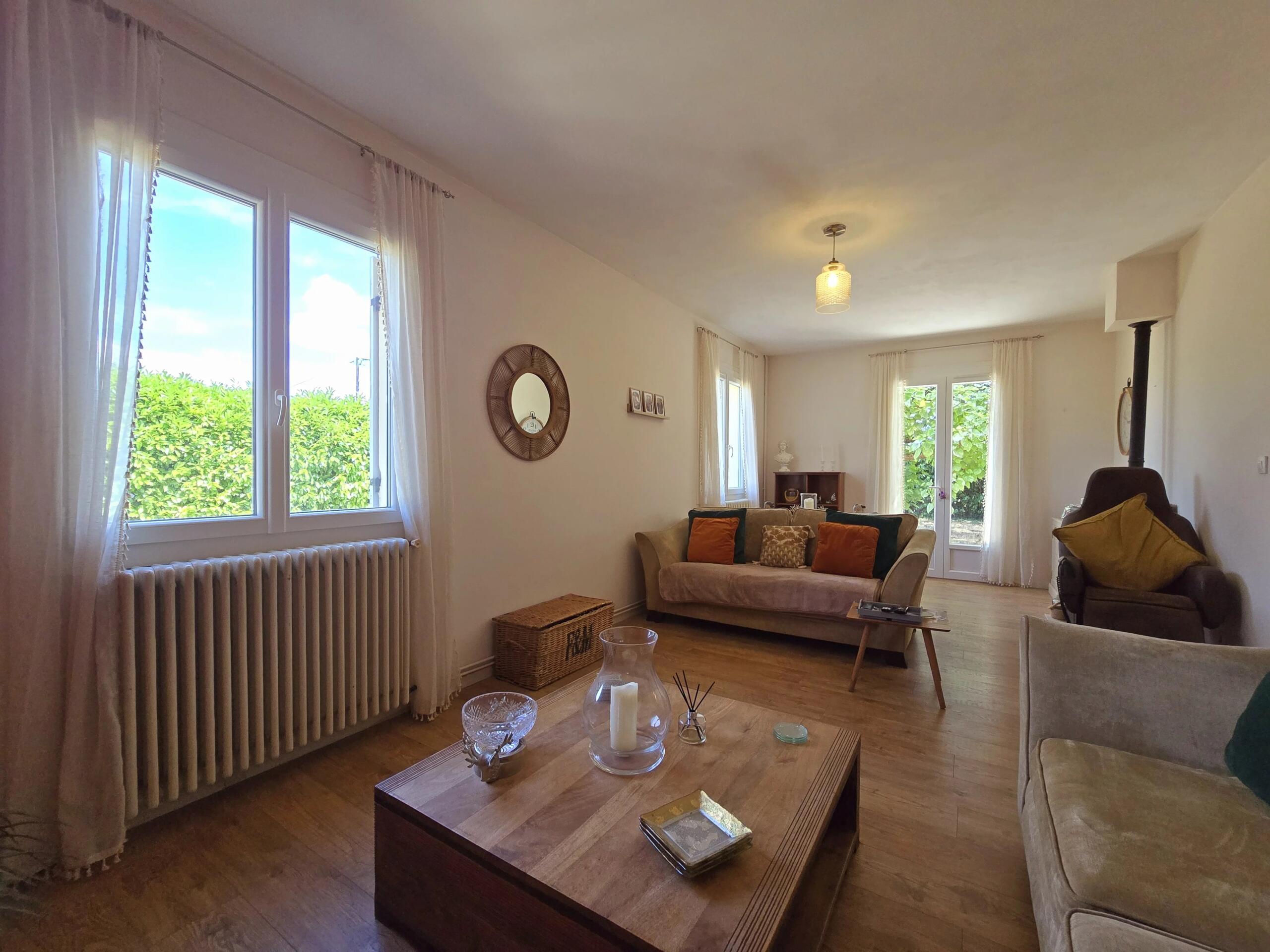 Charming 3-Bedroom Family Home with Pool – Walkable to Eymet, Aquitaine – France – BVI81920