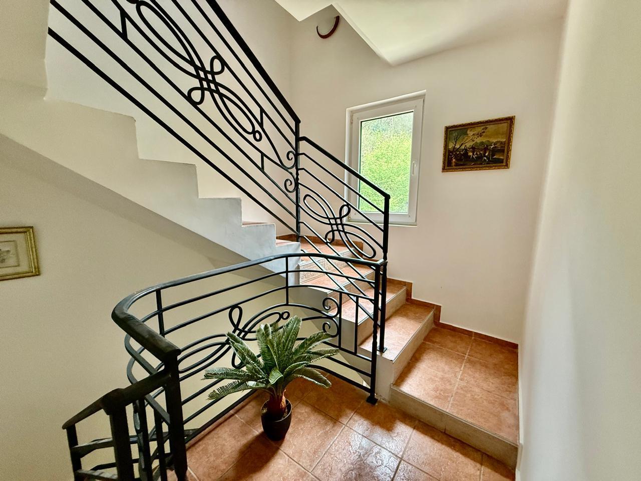 4 bedroom Houses in Ratac, Bar Municipality, Montenegro – MREALE-142
