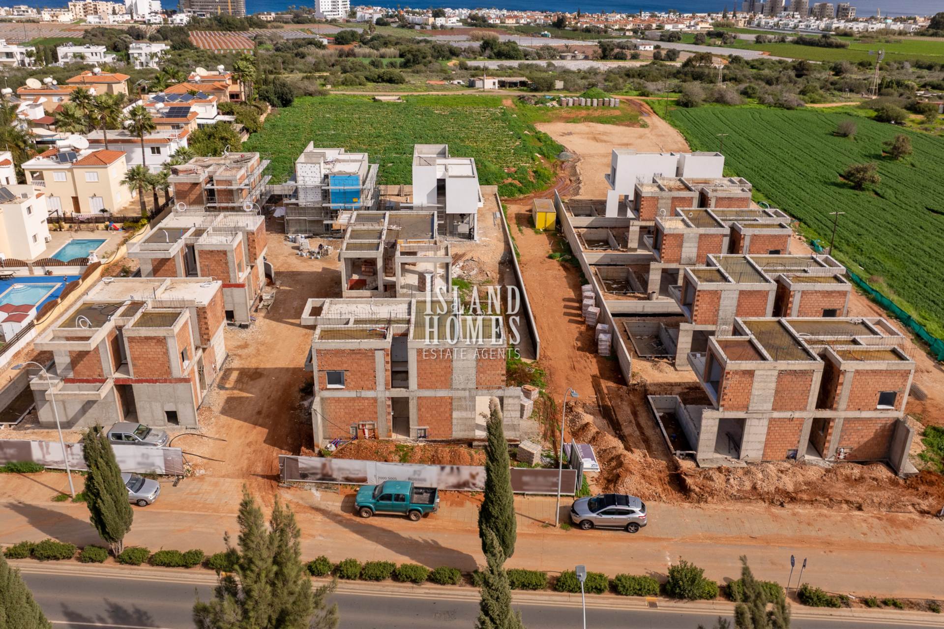 4 bedroom Detached in Pernera, Famagusta, Cyprus – SeA103dp