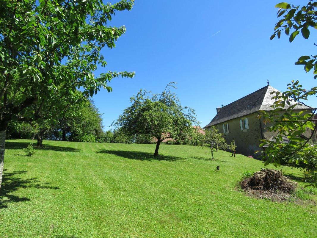 4 bedroom maison in Juillac, Corrèze, France