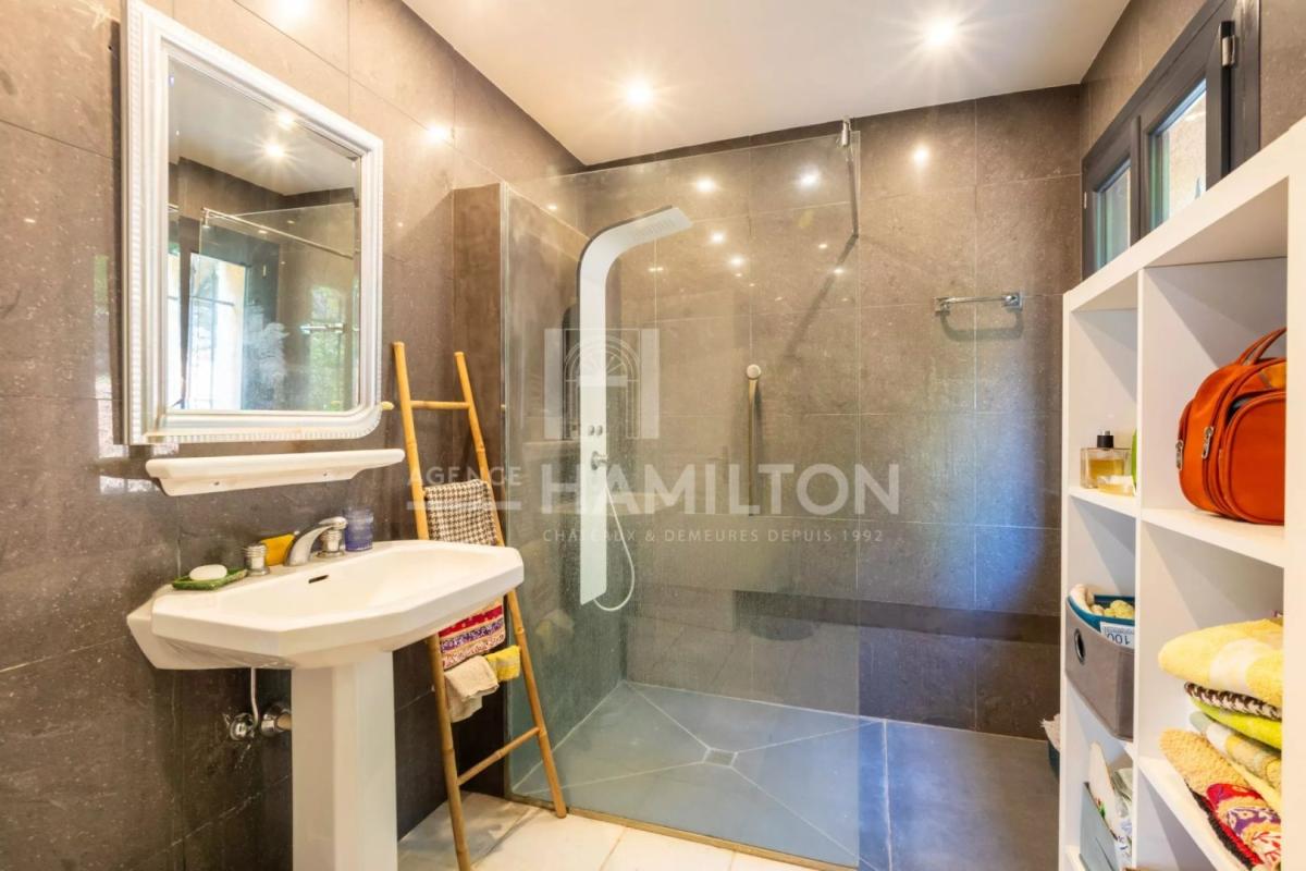 4 bedroom villa in Cabris, Alpes-Maritimes, France