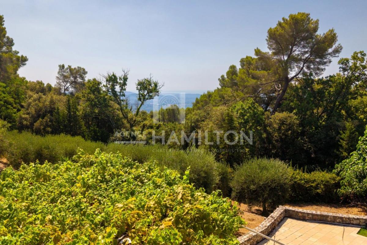 4 bedroom villa in Cabris, Alpes-Maritimes, France